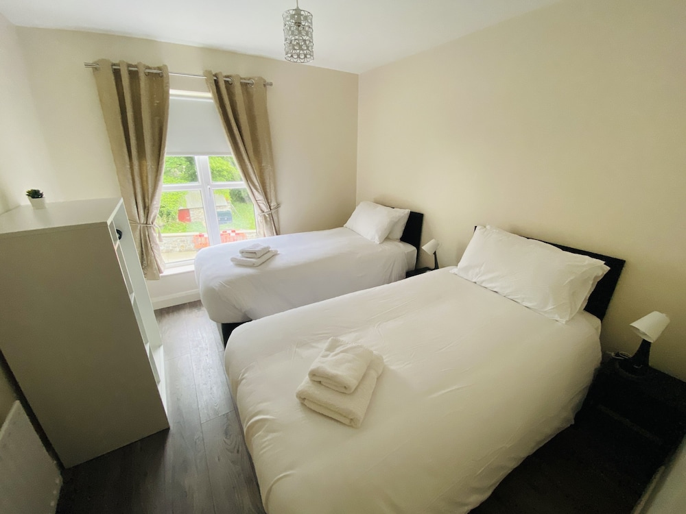 New, Fresh, Modern Stay
