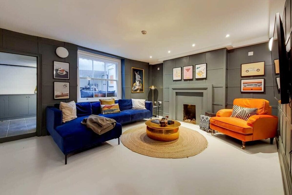 The Heart of Angel - Bright 2bdr House With Terrace, Gym & Cinema