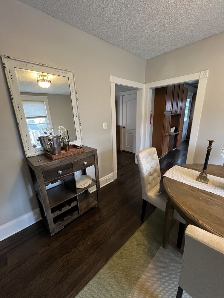 Very close to John Hopkins University, Towson University, Gilman 