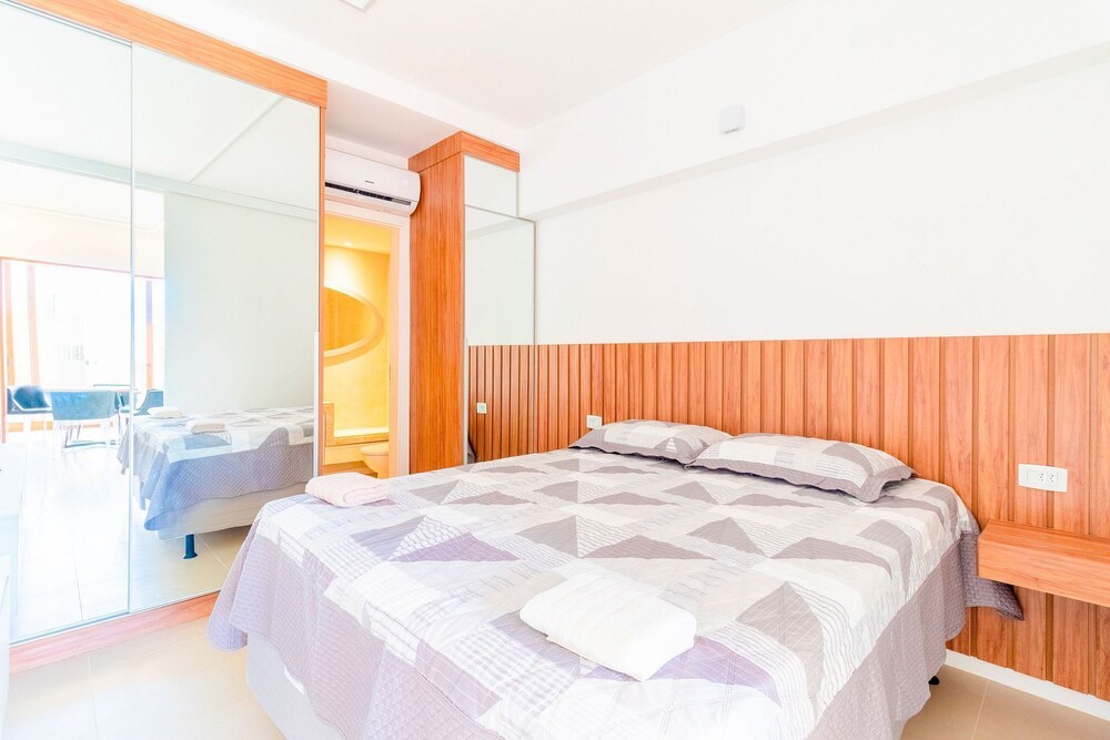 JB01 Flat Cocoon 250m from Jaguaribe Beach