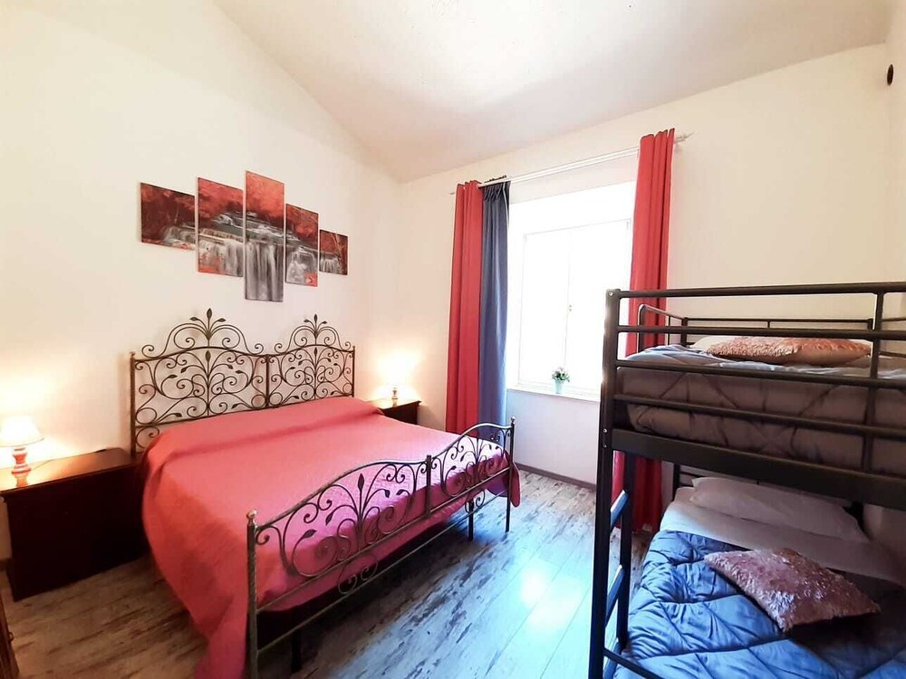 Antico Casale ristrutturato immerso in Natura, a soli 2 km dal mare