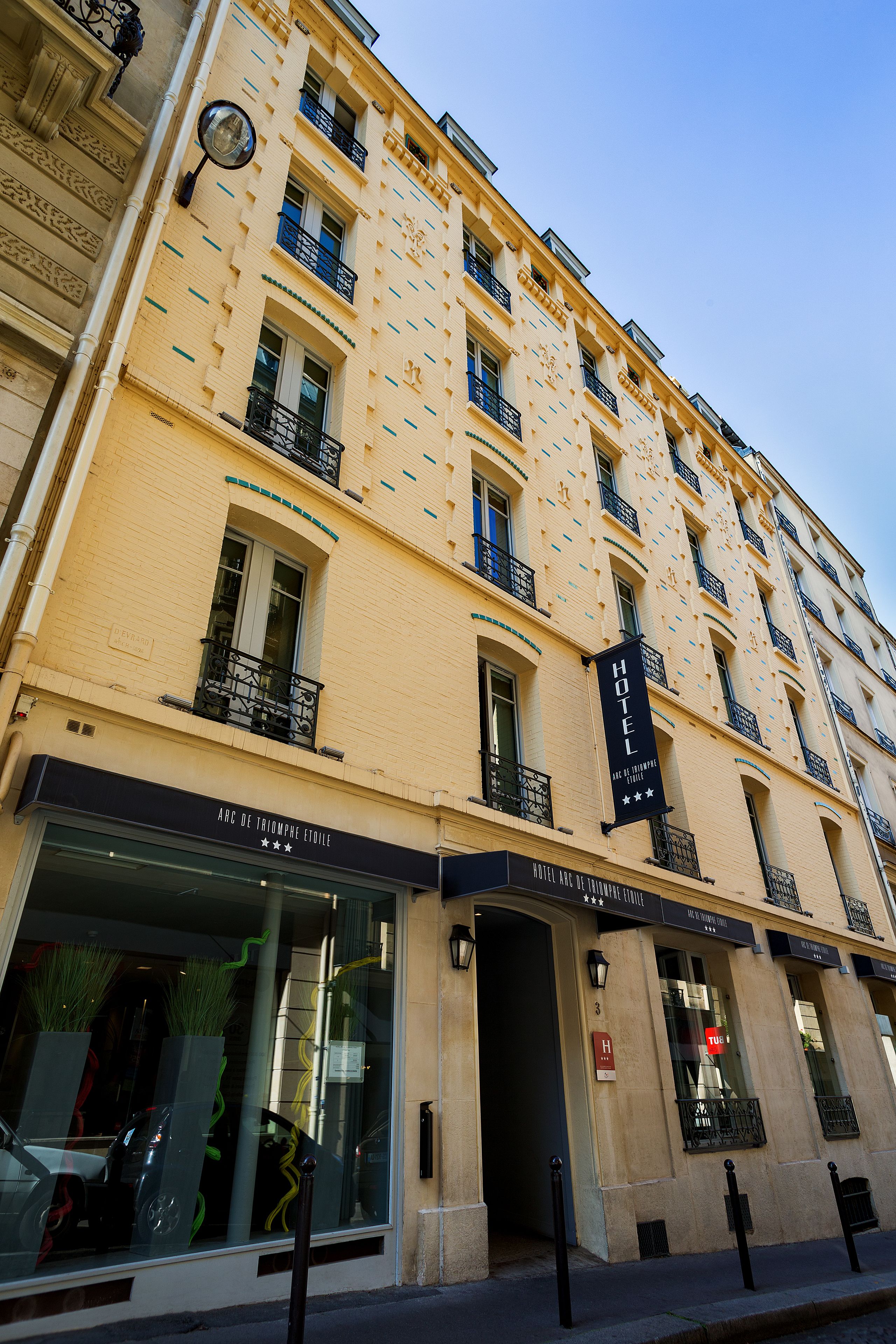 Hotel Arc de Triomphe Etoile