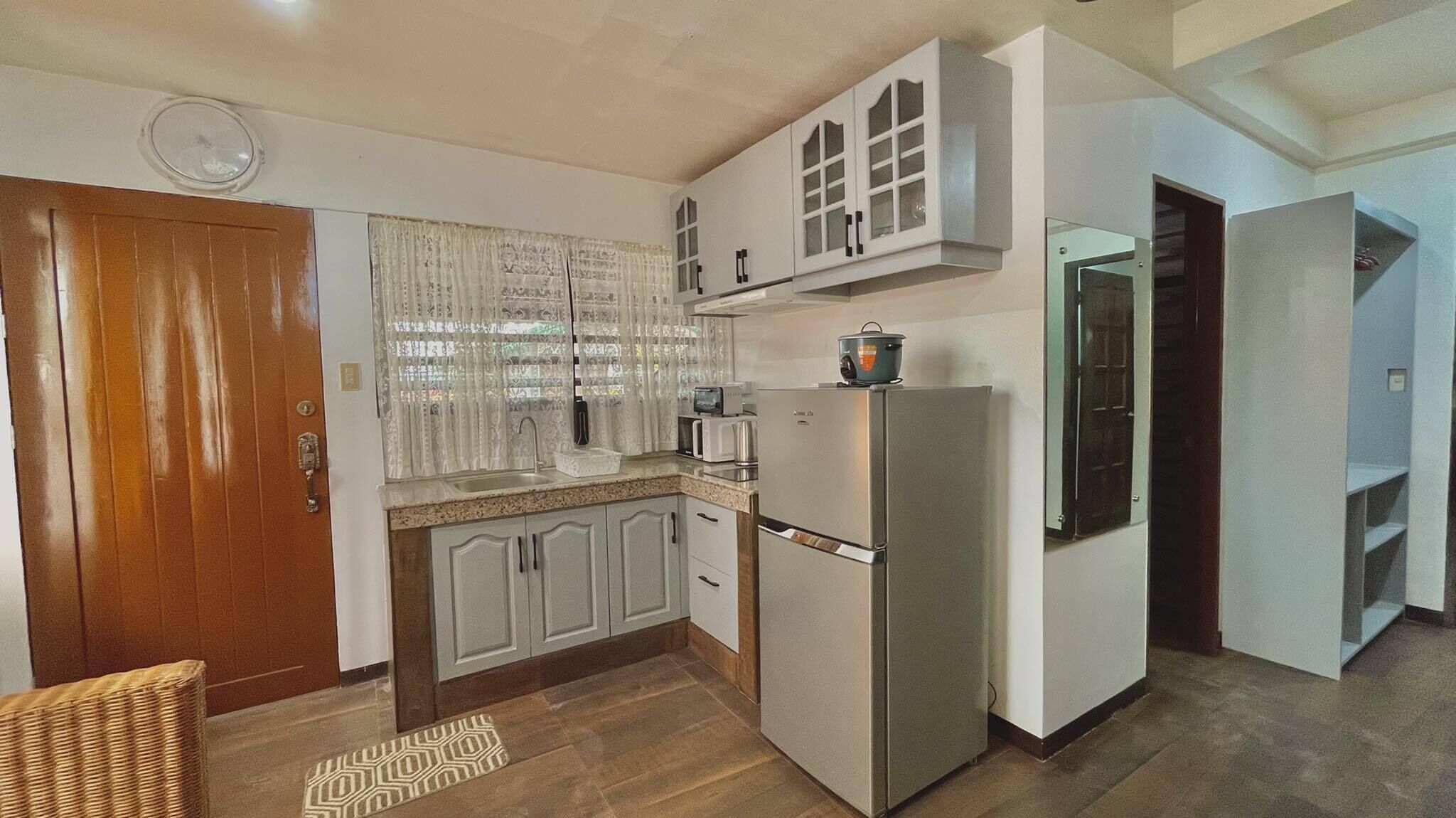 Cozy Home Away from Home -Transient/Apartment Rental 