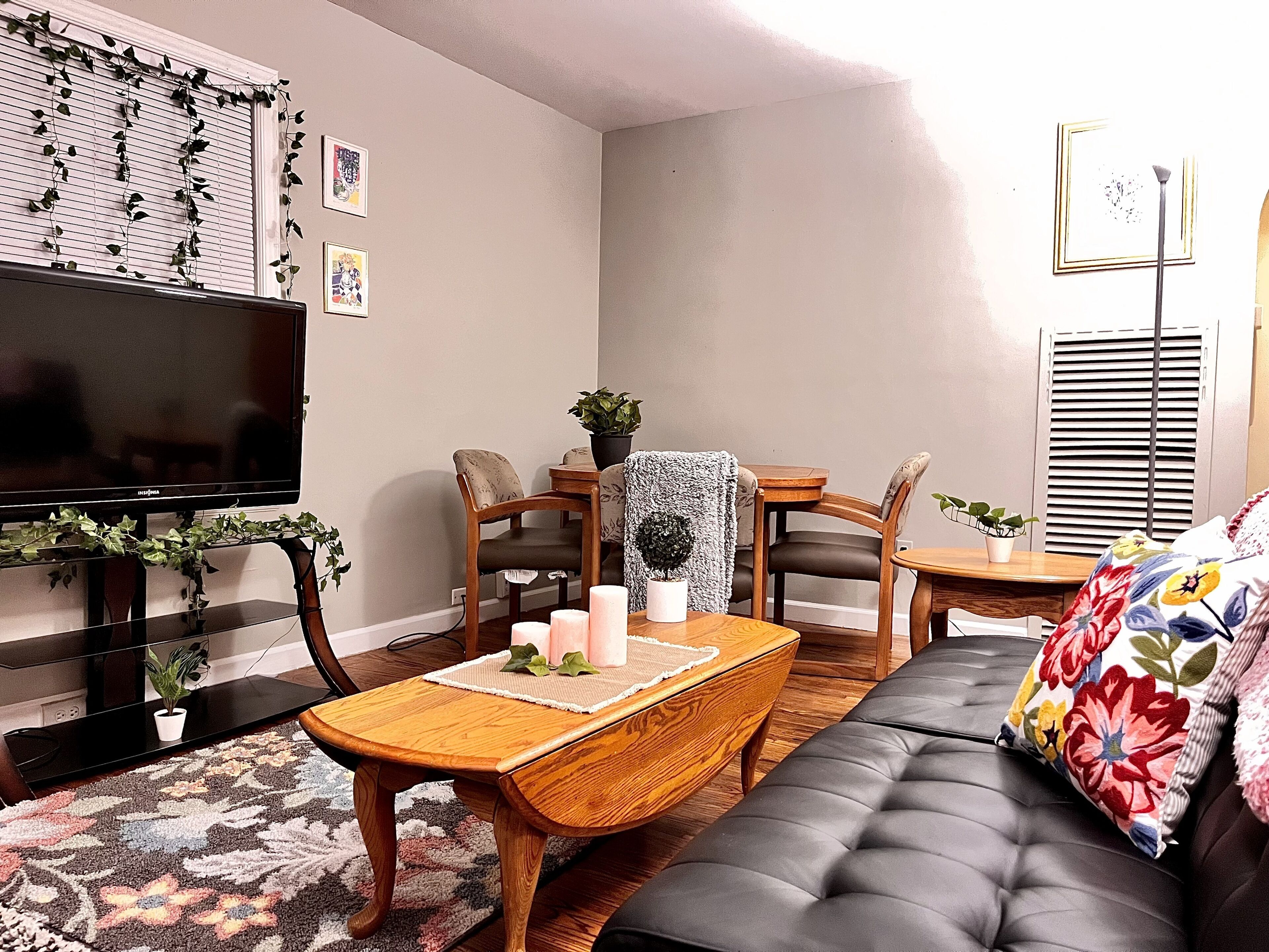 Derby City Flat 2 bedroom - king and queen sized bed 