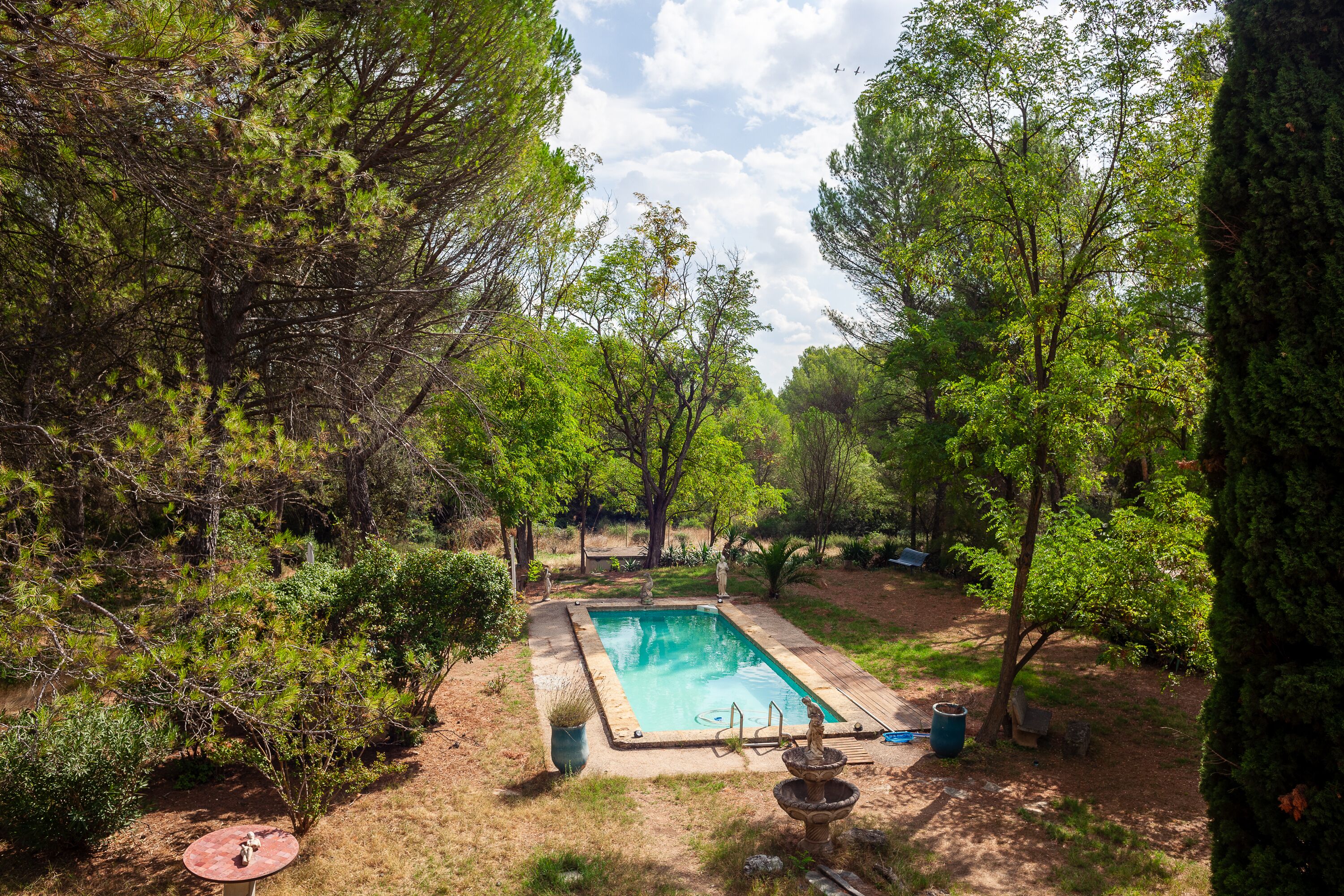 Guest House 'Pigeonnier Indépendant' with Shared Pool and Shared Garden