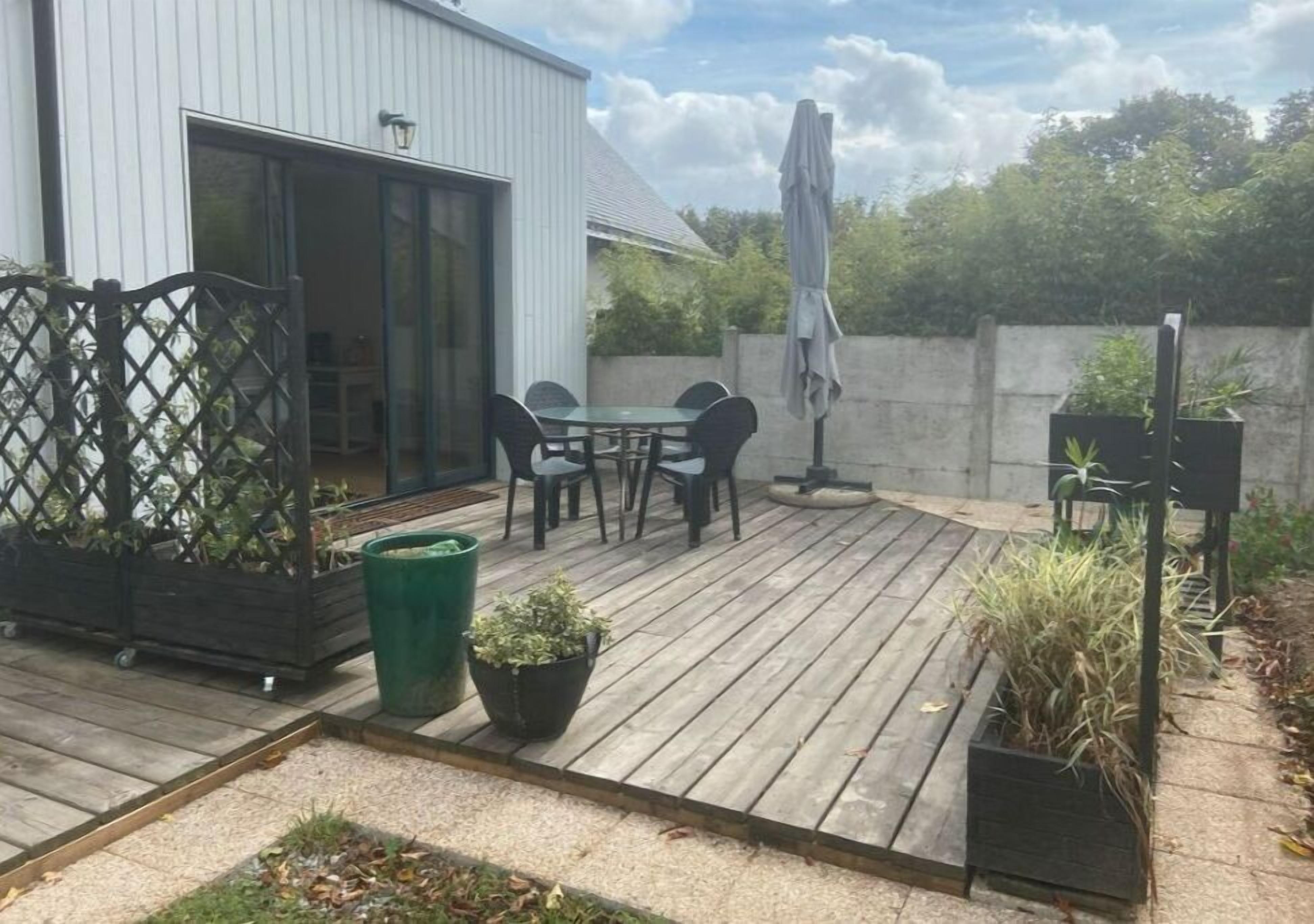 Location Dans Joli Hameau au Cœur du Glfe