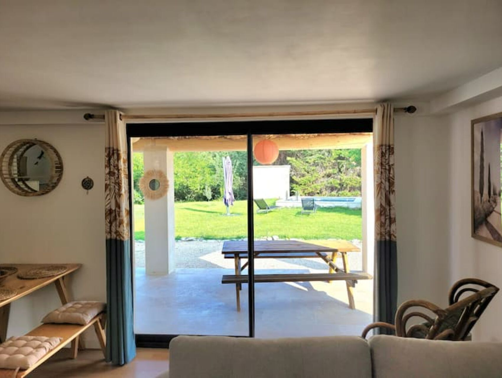 L'hacienda de Baron : Gîte Avec Jardin et Piscine