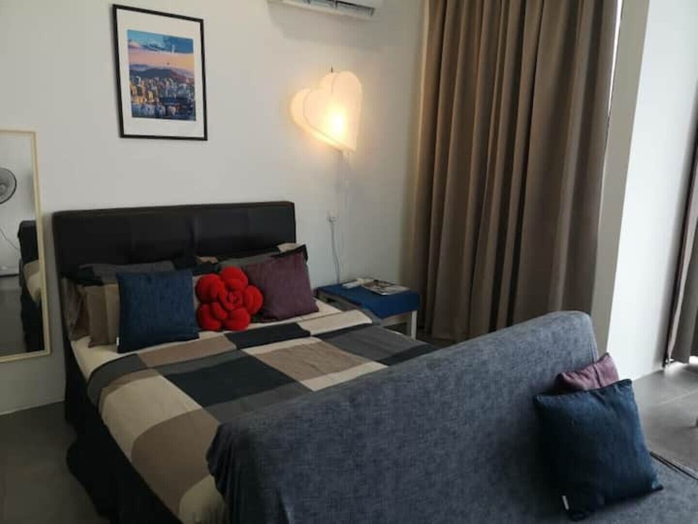 SEOUL by cities homes (high flr/wi-fi Netflix)
