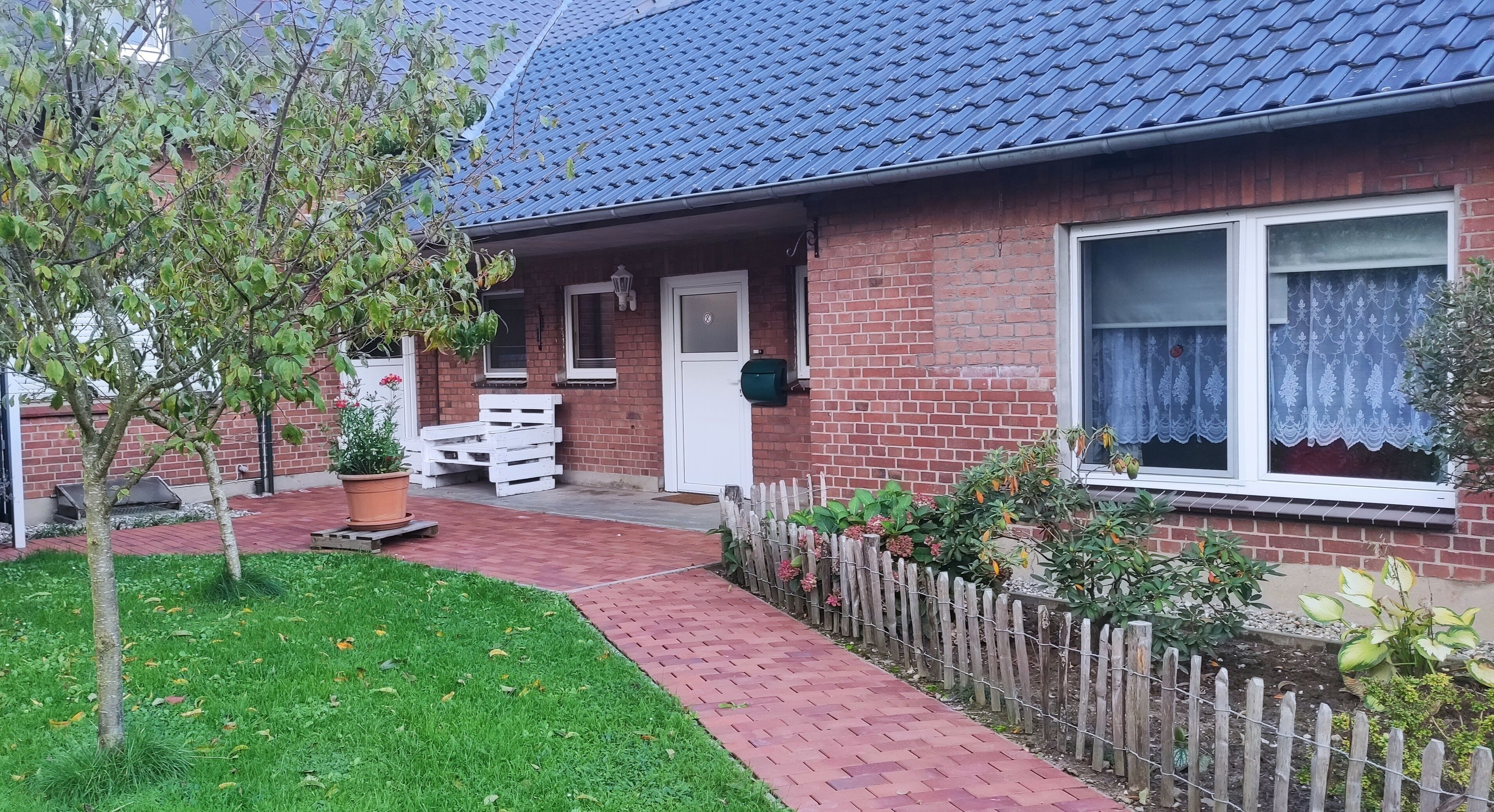 Gemütliche Kleine Ferienwohnung auf Alter Hofanlage mit Terrasse und Gartenblick