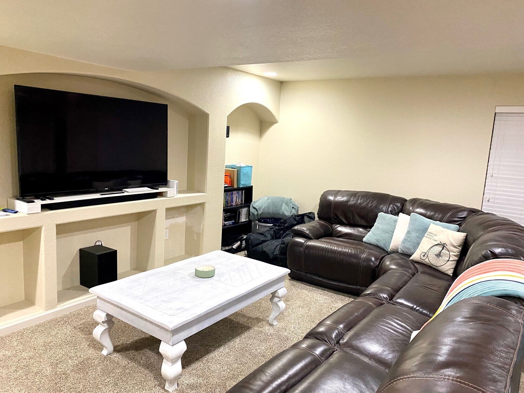 A few minutes from the Air Force Academy and Fox Run Park with Hot Tub