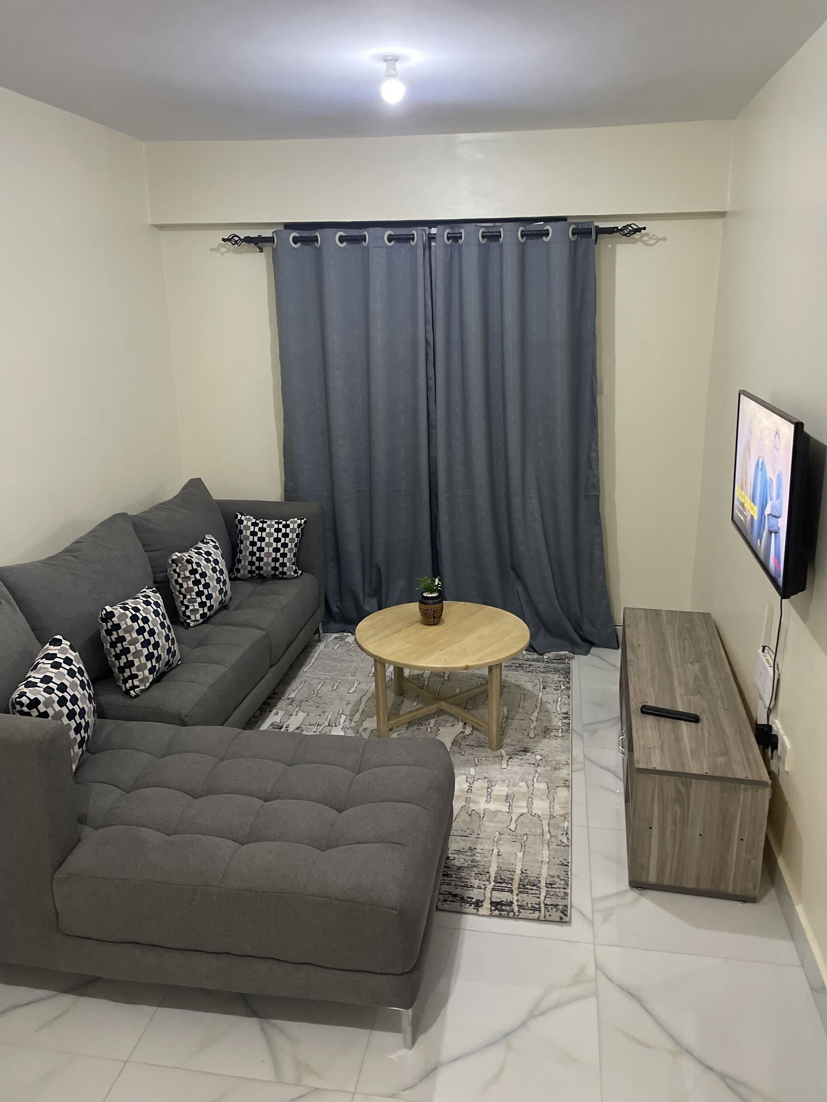 Rindi Apartment with WiFi