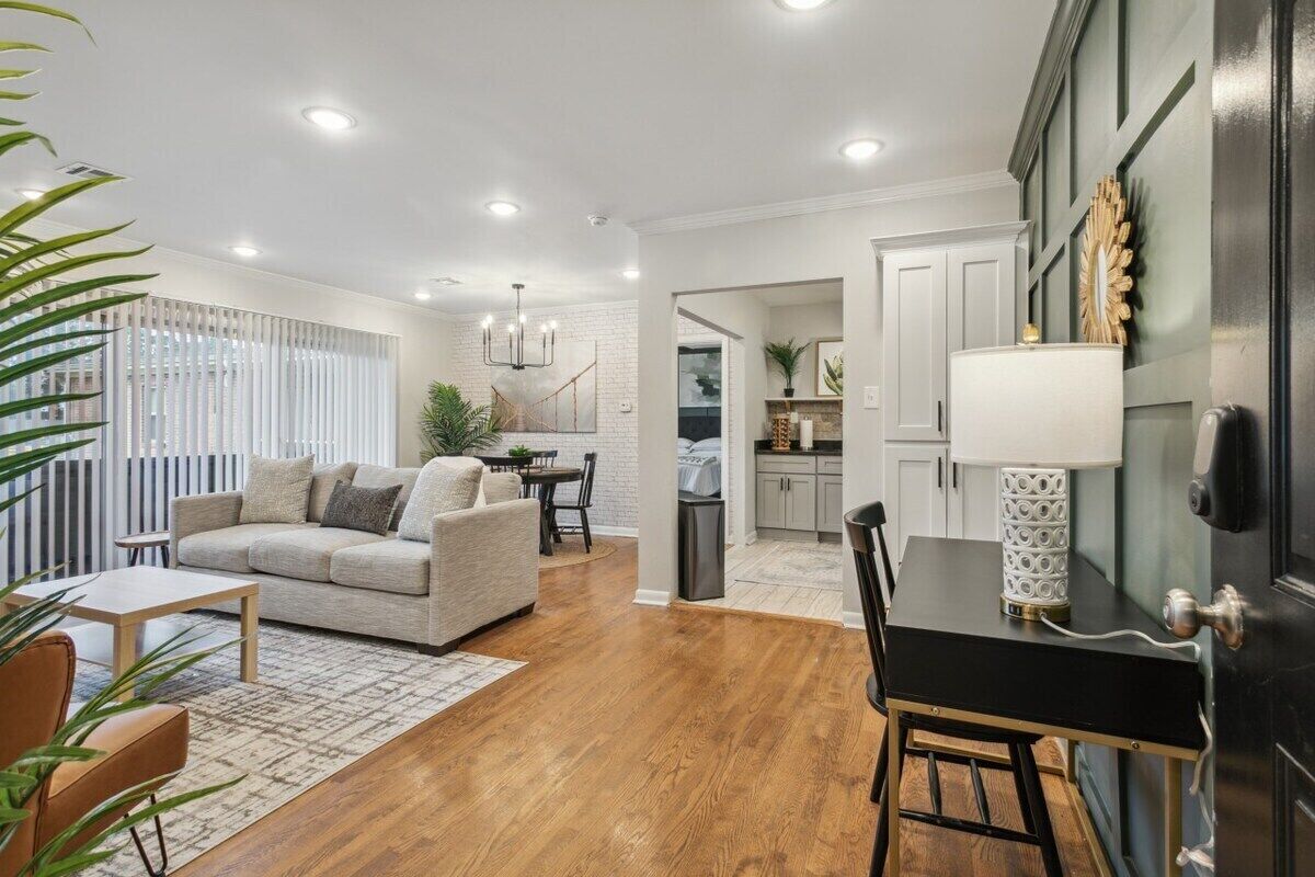 This apartment is a 1 bedroom(s), 1 bathrooms, located in Hampton, VA.