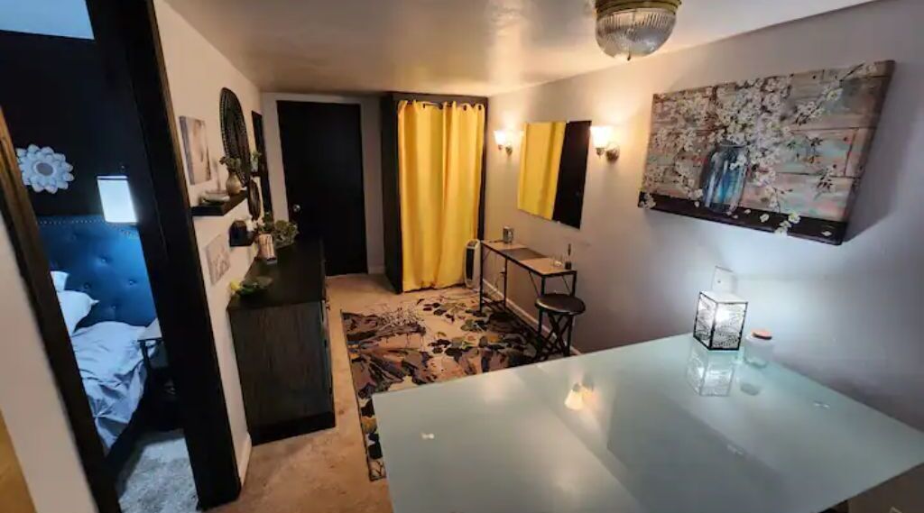Beautiful Walk-Out Garden Unit