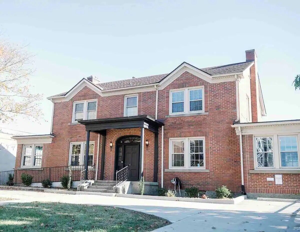 Historic Luxury in Downtown Somerset - Suite A