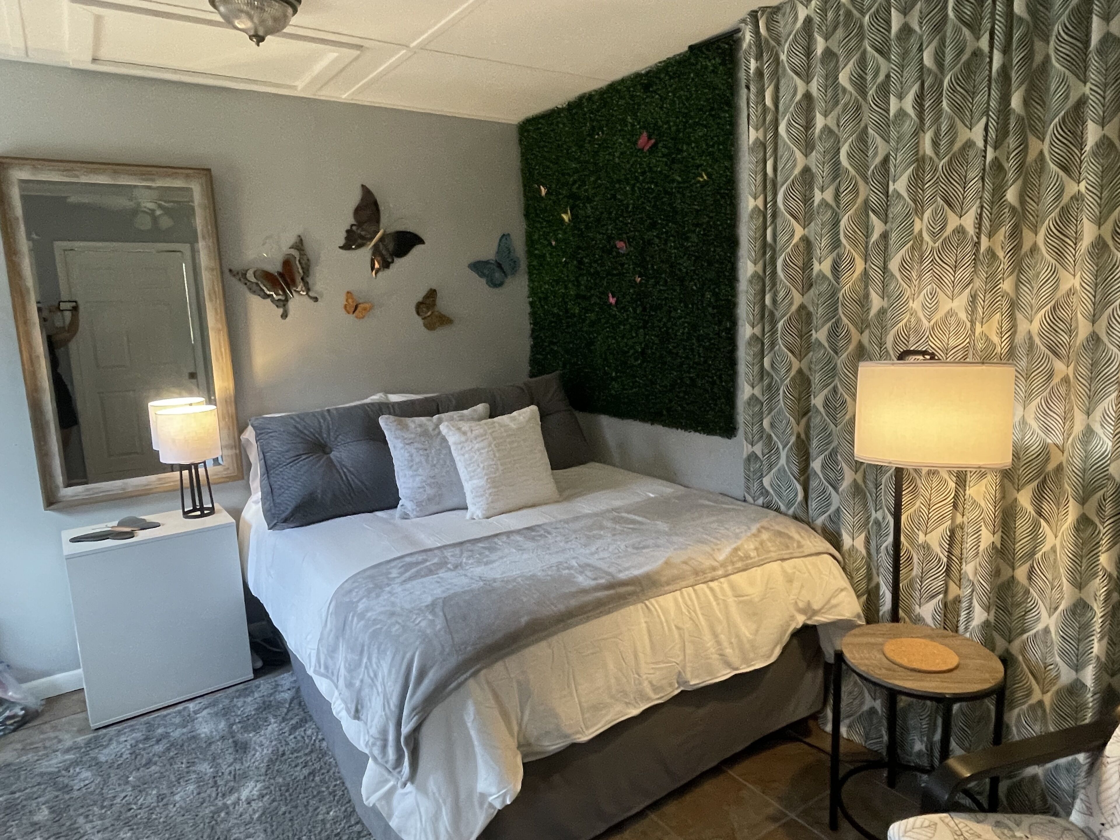 Mini Monarch 🦋 Cabina 