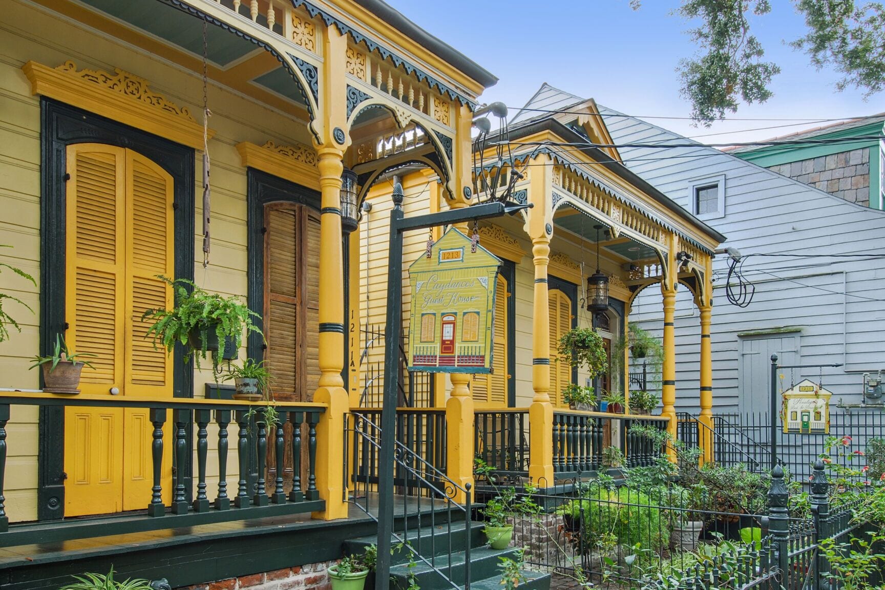 Candance's Guesthouse Suite at Penelope B&B / Treme French Qtrs 
