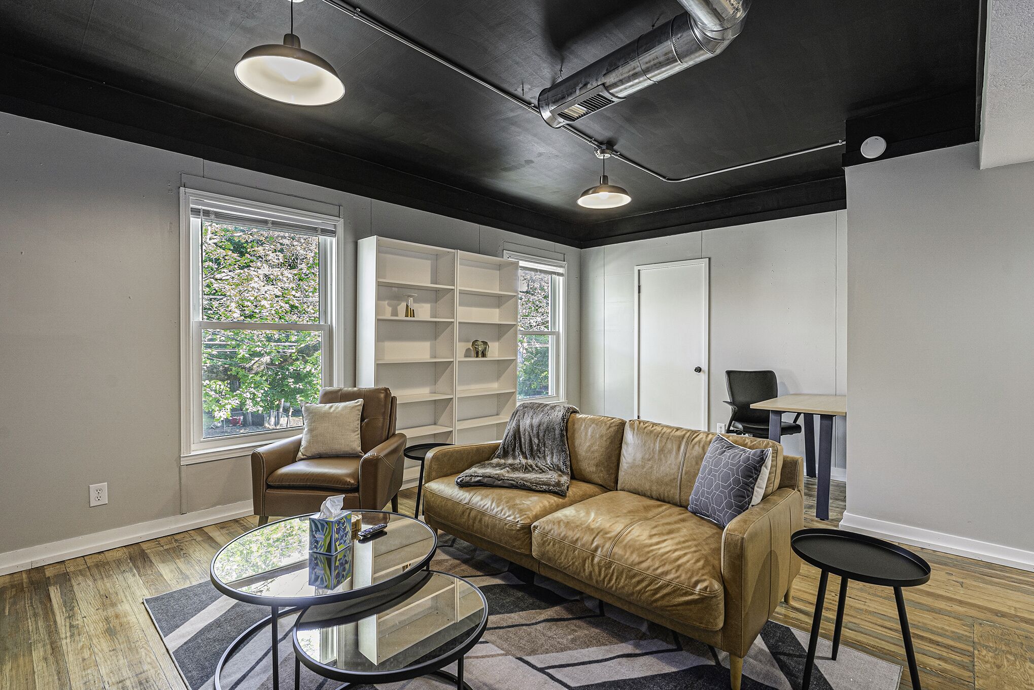 Corporate Housing for Traveling Professionals - EXTENDED STAYS