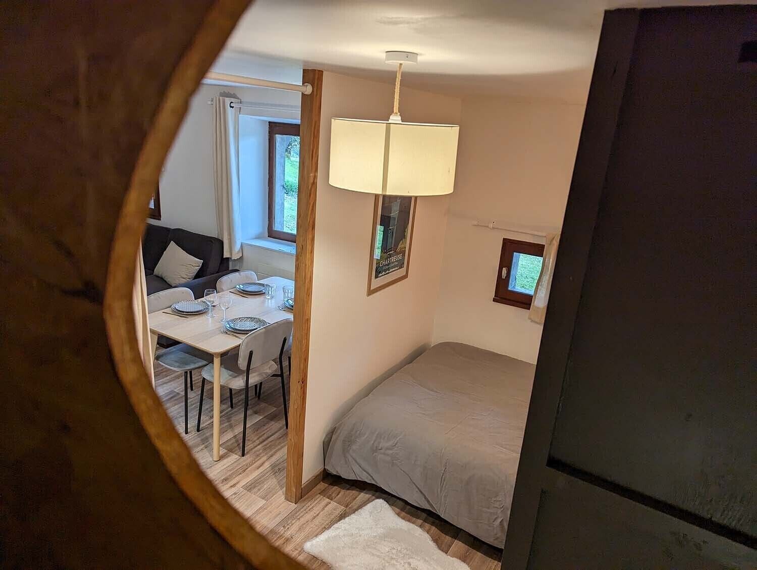 Gîte La P'tite Lulu à St Pierre D'entremont, à Côté Cirque de St Même