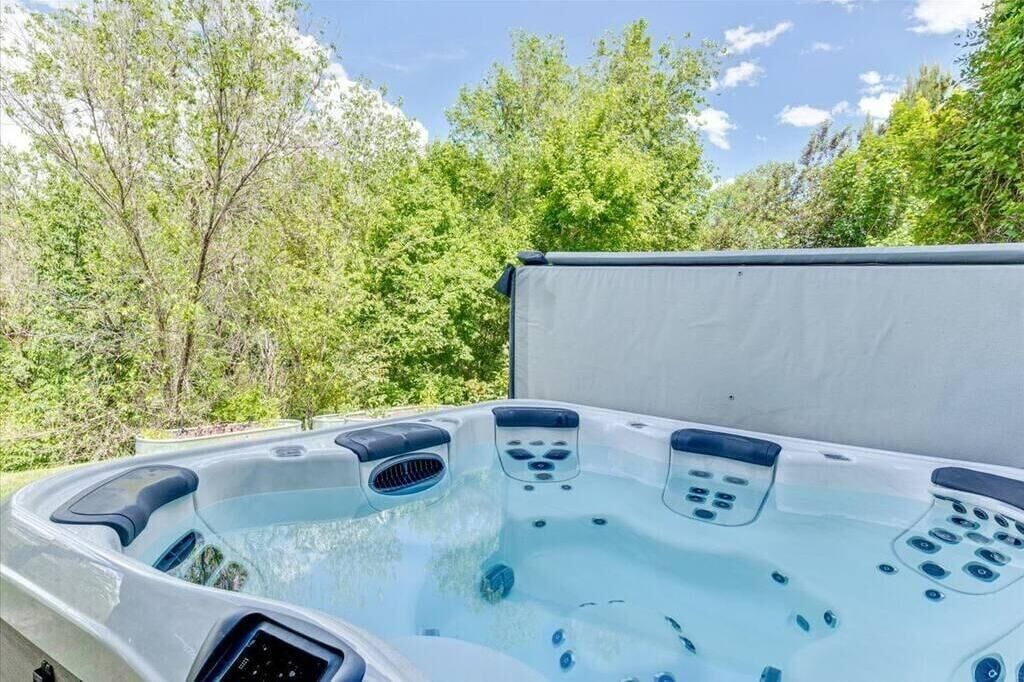Highland Oasis | New Hot Tub | Hammock | Fire Pit