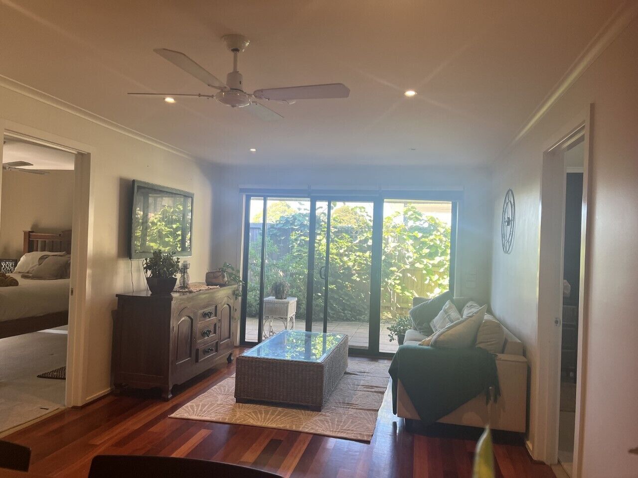 Private wing in the heart of Yarra Glen