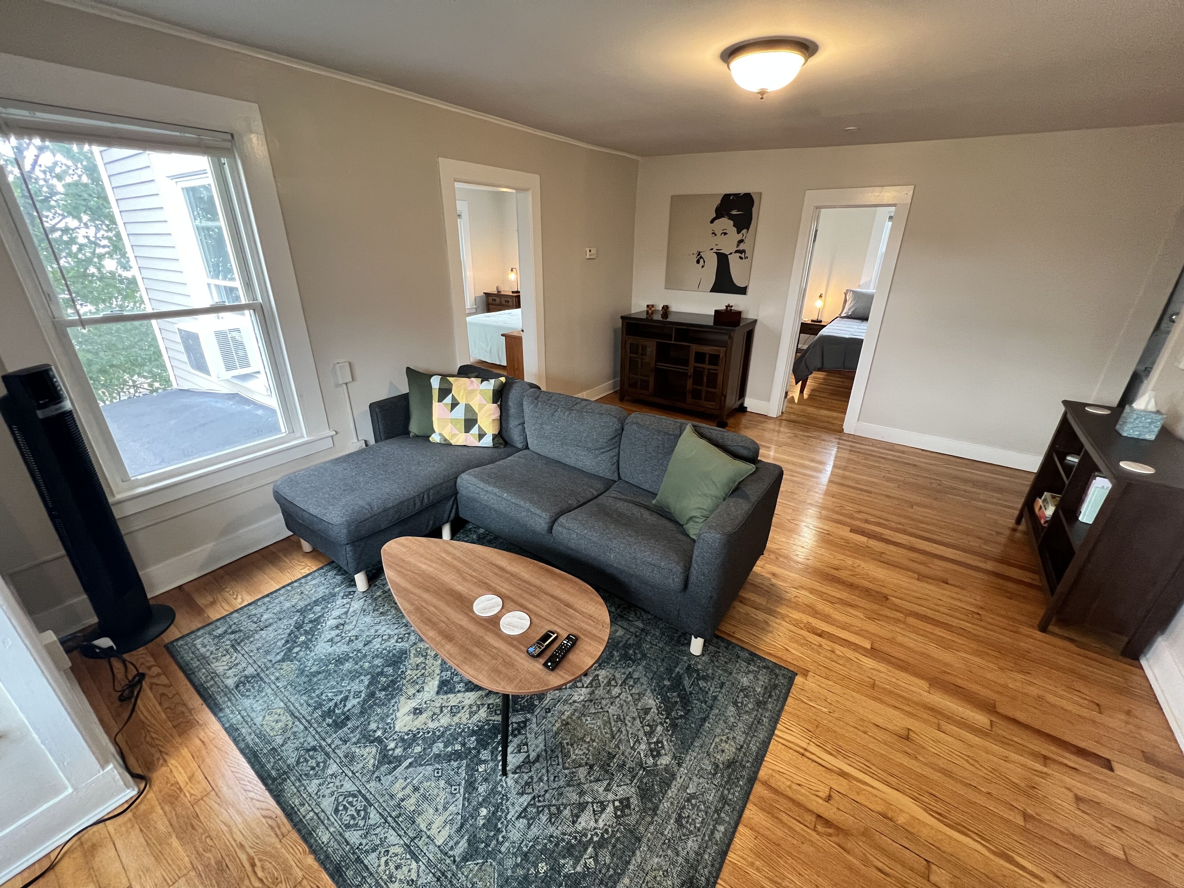Large 2nd floor of duplex in town center