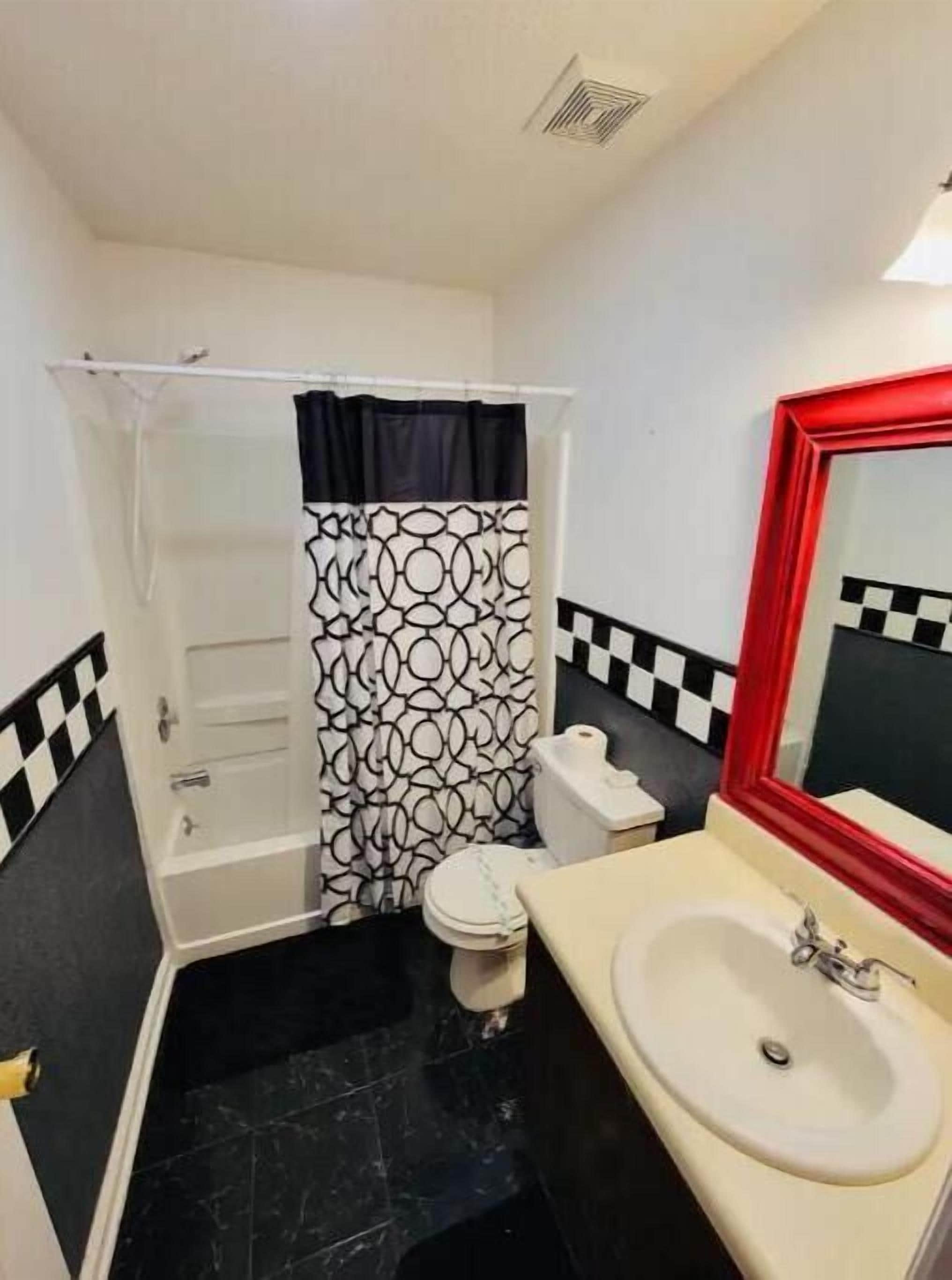 Private studio next to FT Stewart