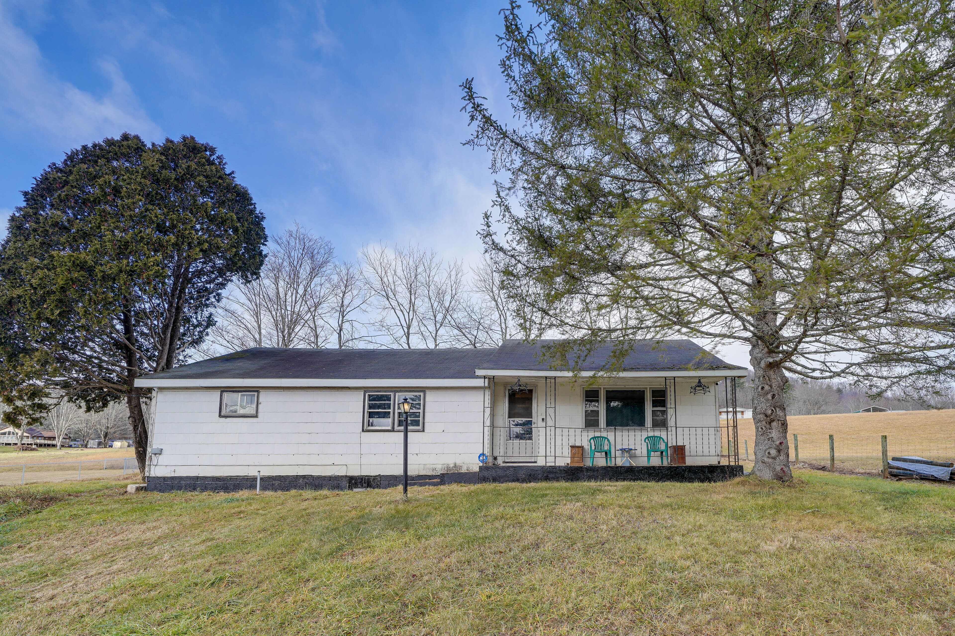 Pet-friendly West Virginia Getaway Near Skiing