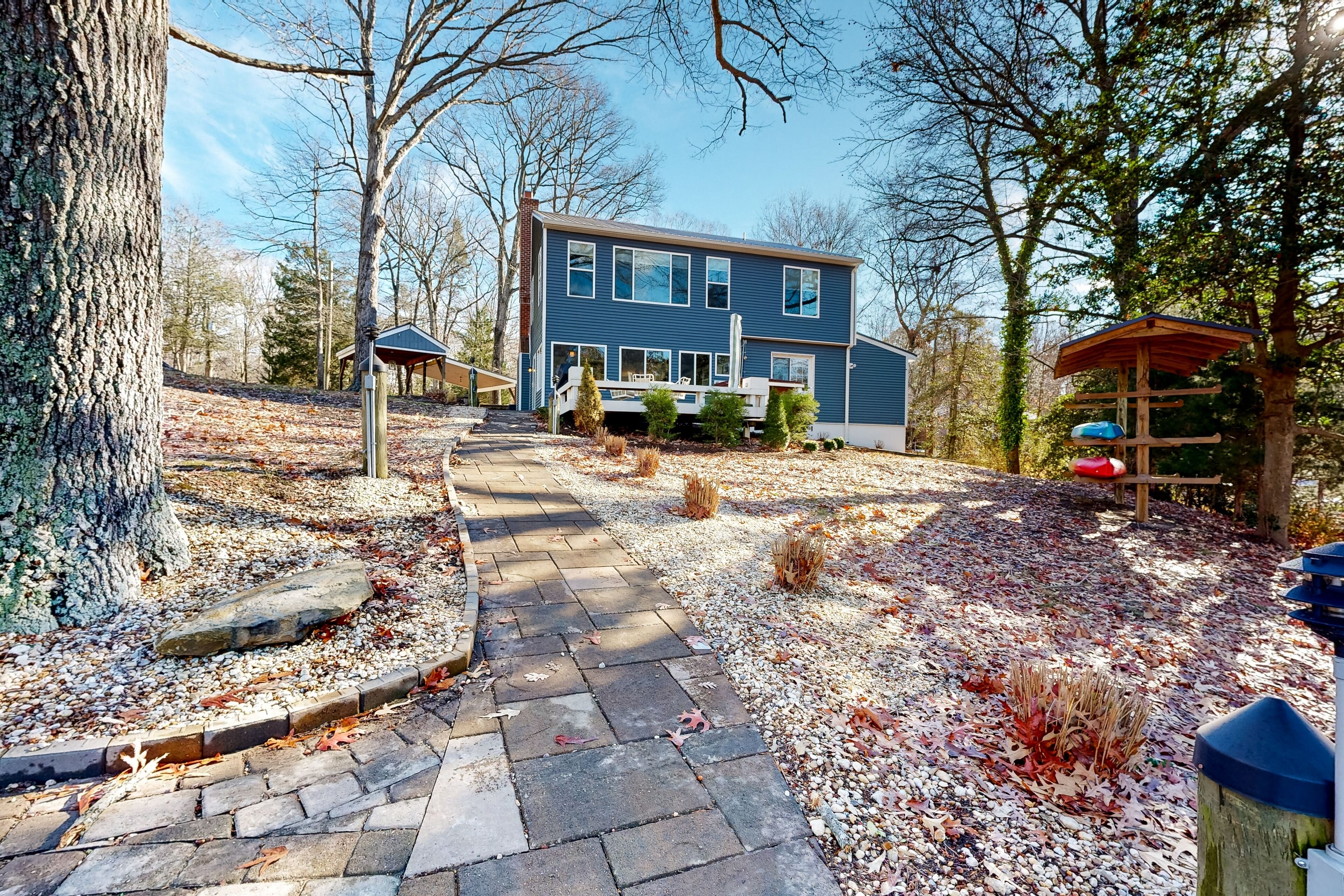Waterfront home on Mill Creek with hot tub, dock, kayaks & gorgeous view
