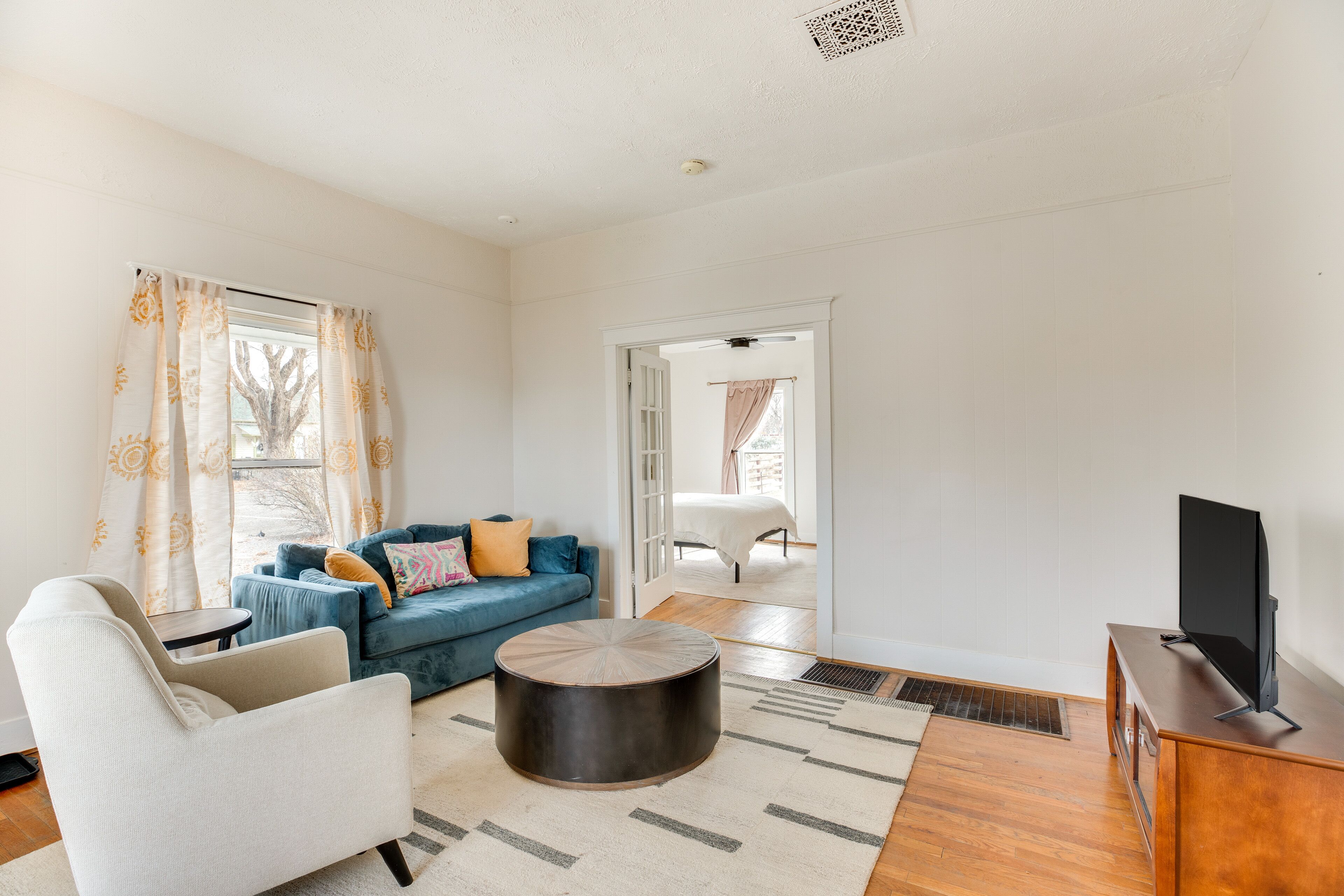 Pet-Friendly Montrose Home, Walk to Town!