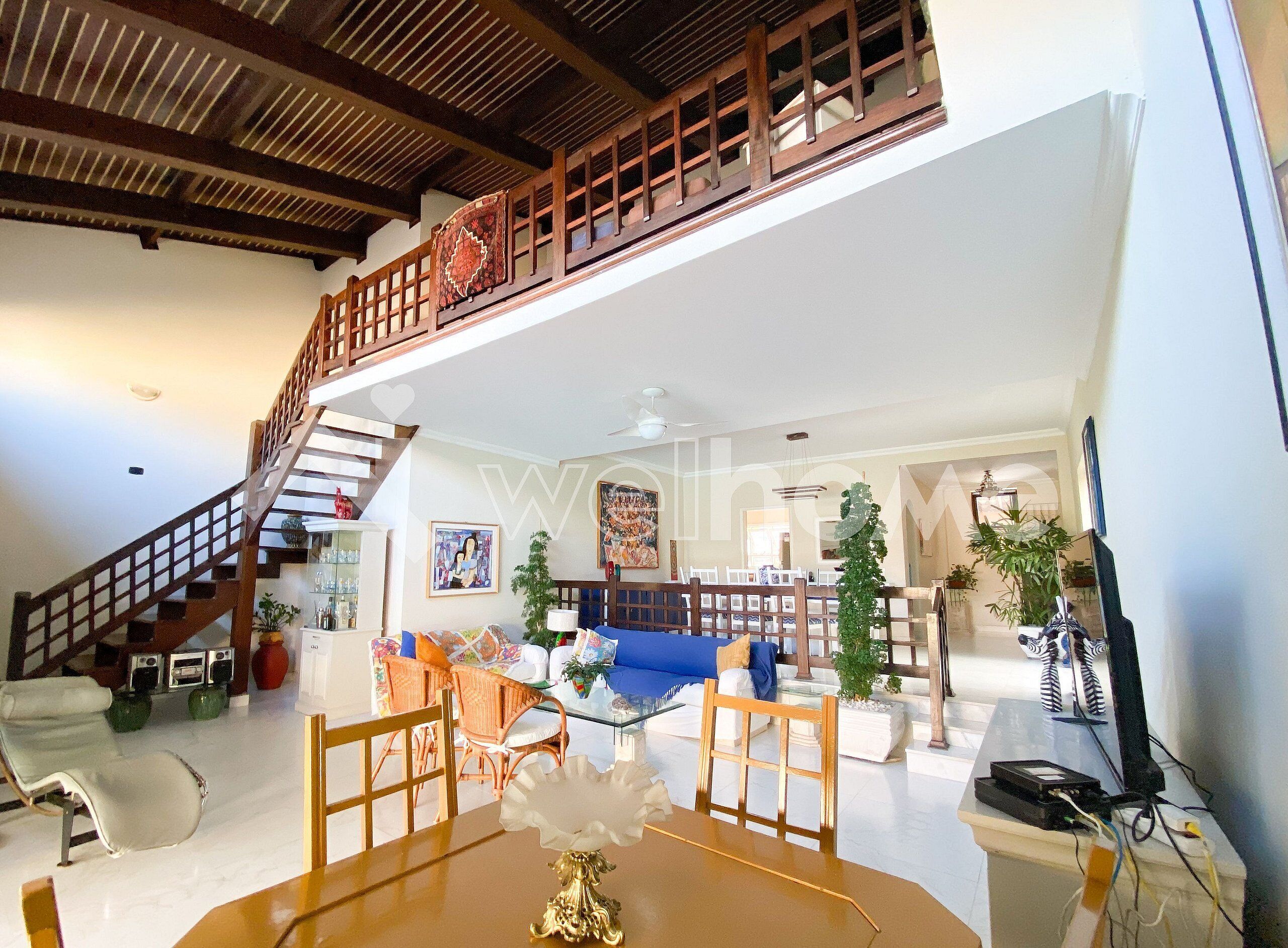 House with 3 suites, 150m from Pernambuco Beach