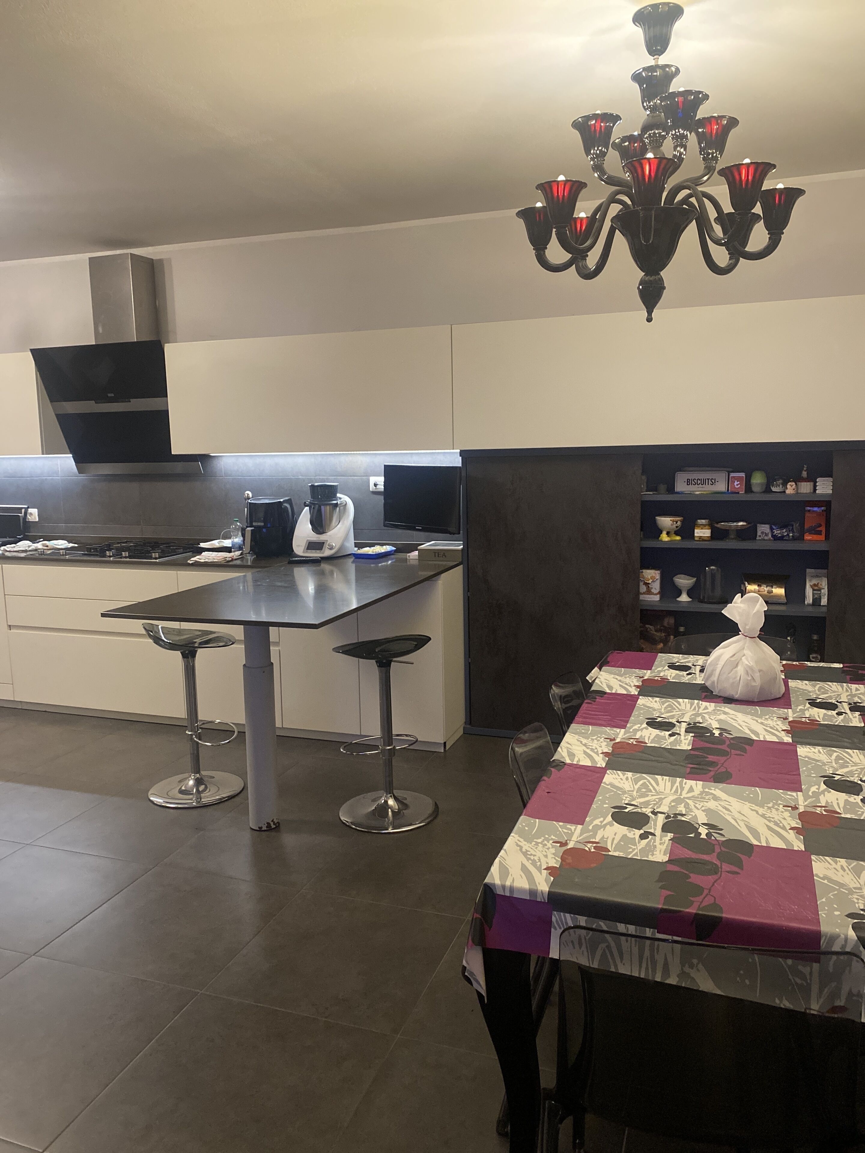 Splendido Appartamento in Villetta con Piscina e Palestra