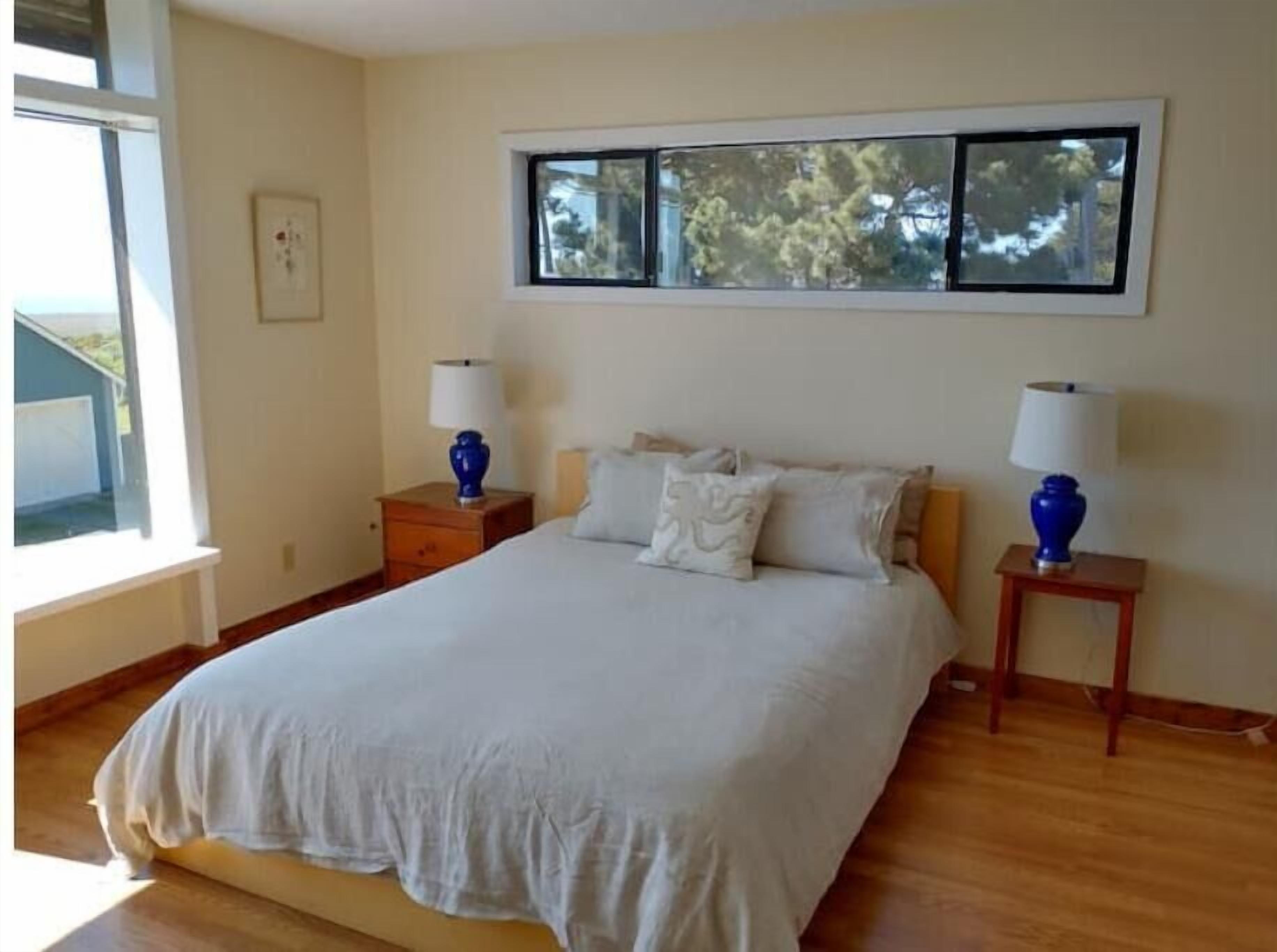 #6 Ocean View Apartment