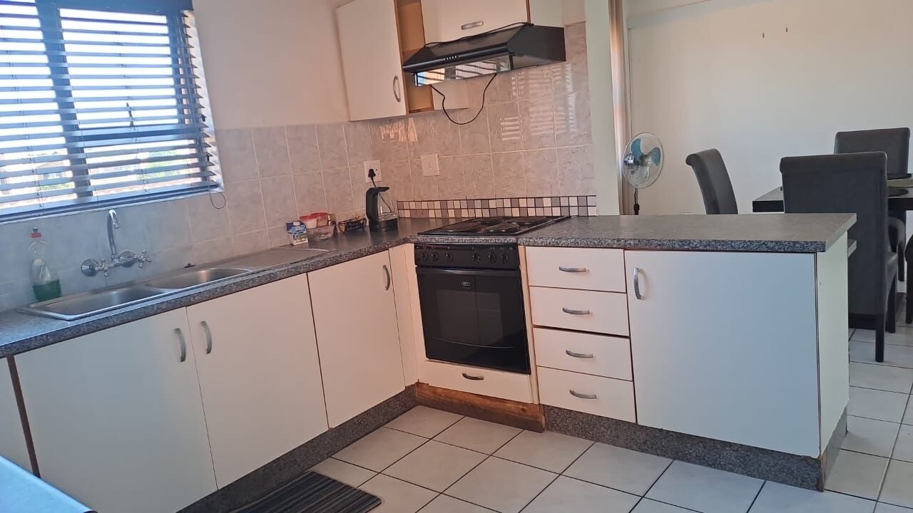 Unit 3 The Olive Complex Richards bay 3900 SA

