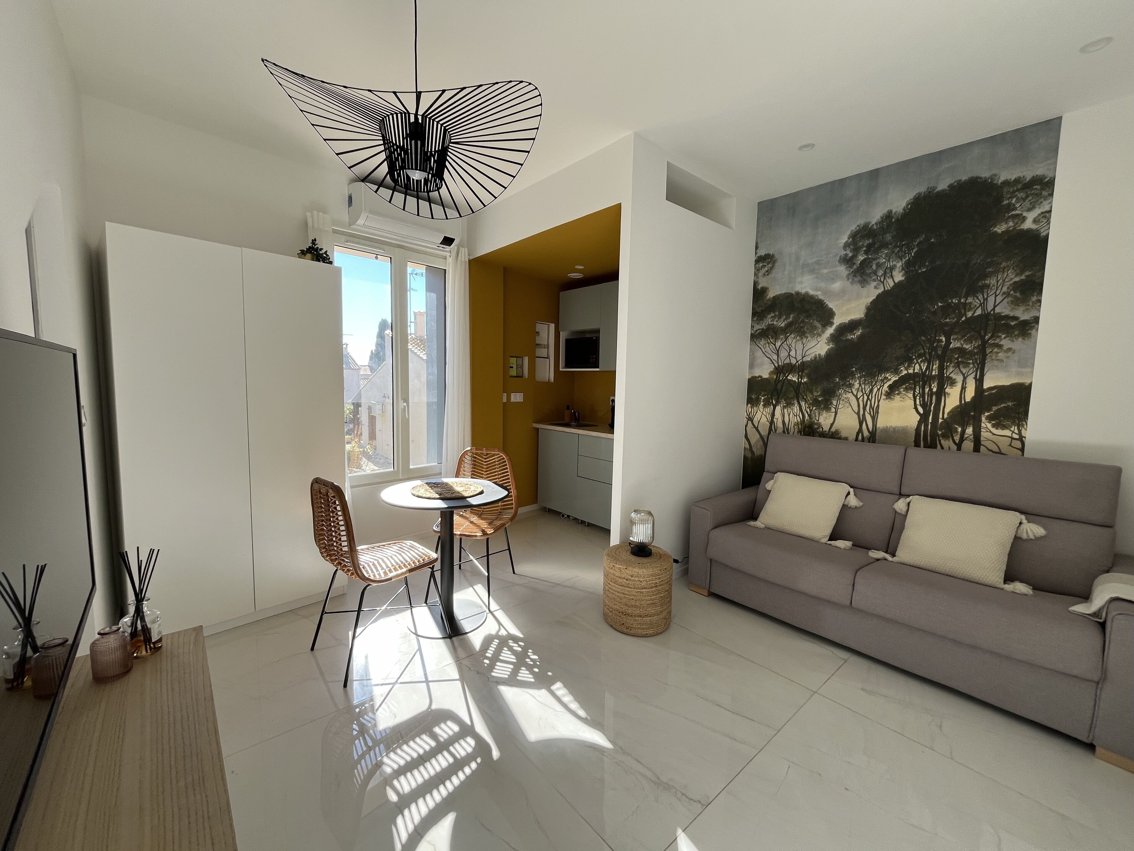 Appartement Studio Dans Mas en Pierre Rénové