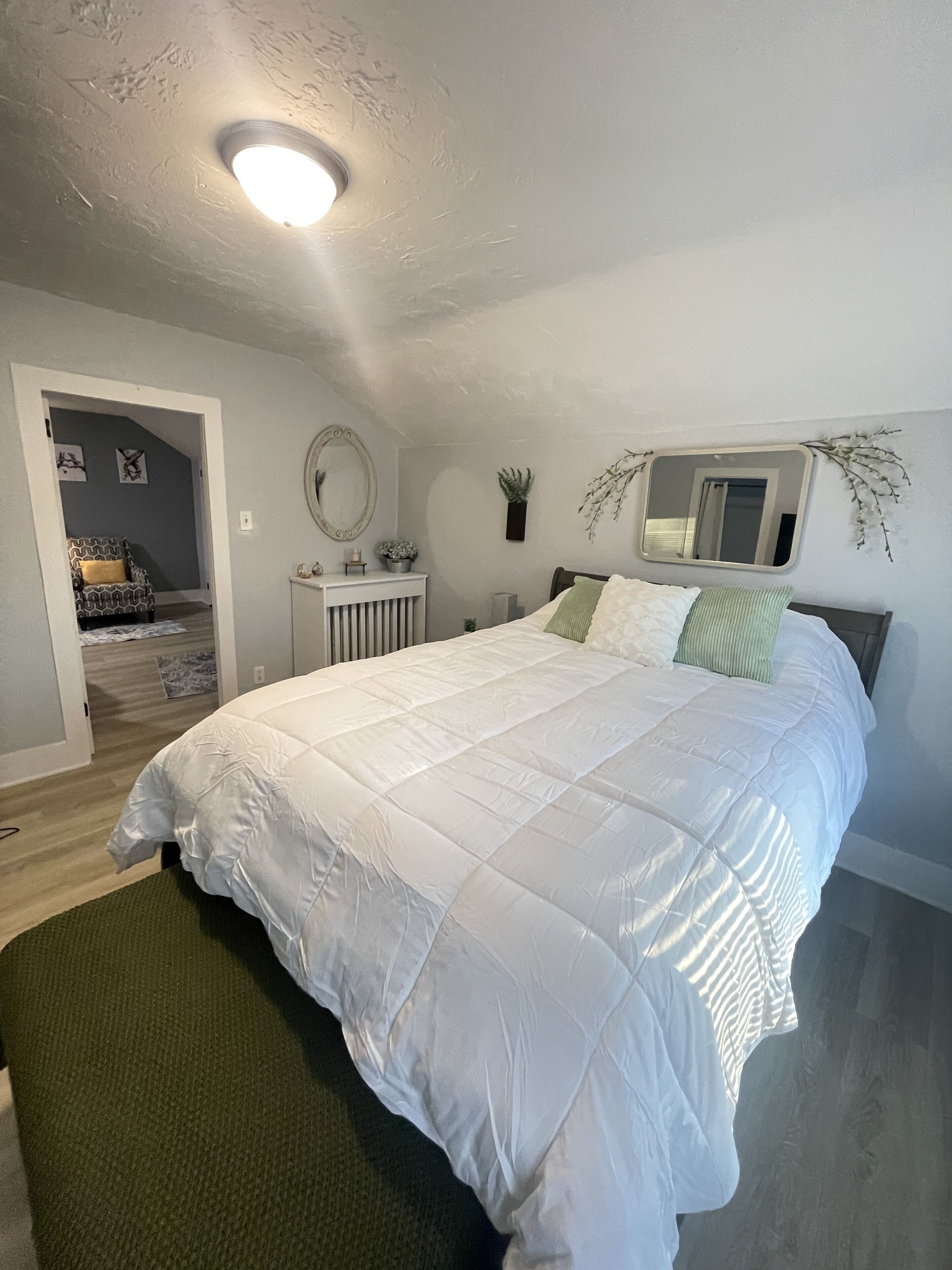 Cozy and private 3 bedroom unit located a few blocks from downtown Sheboygan. 