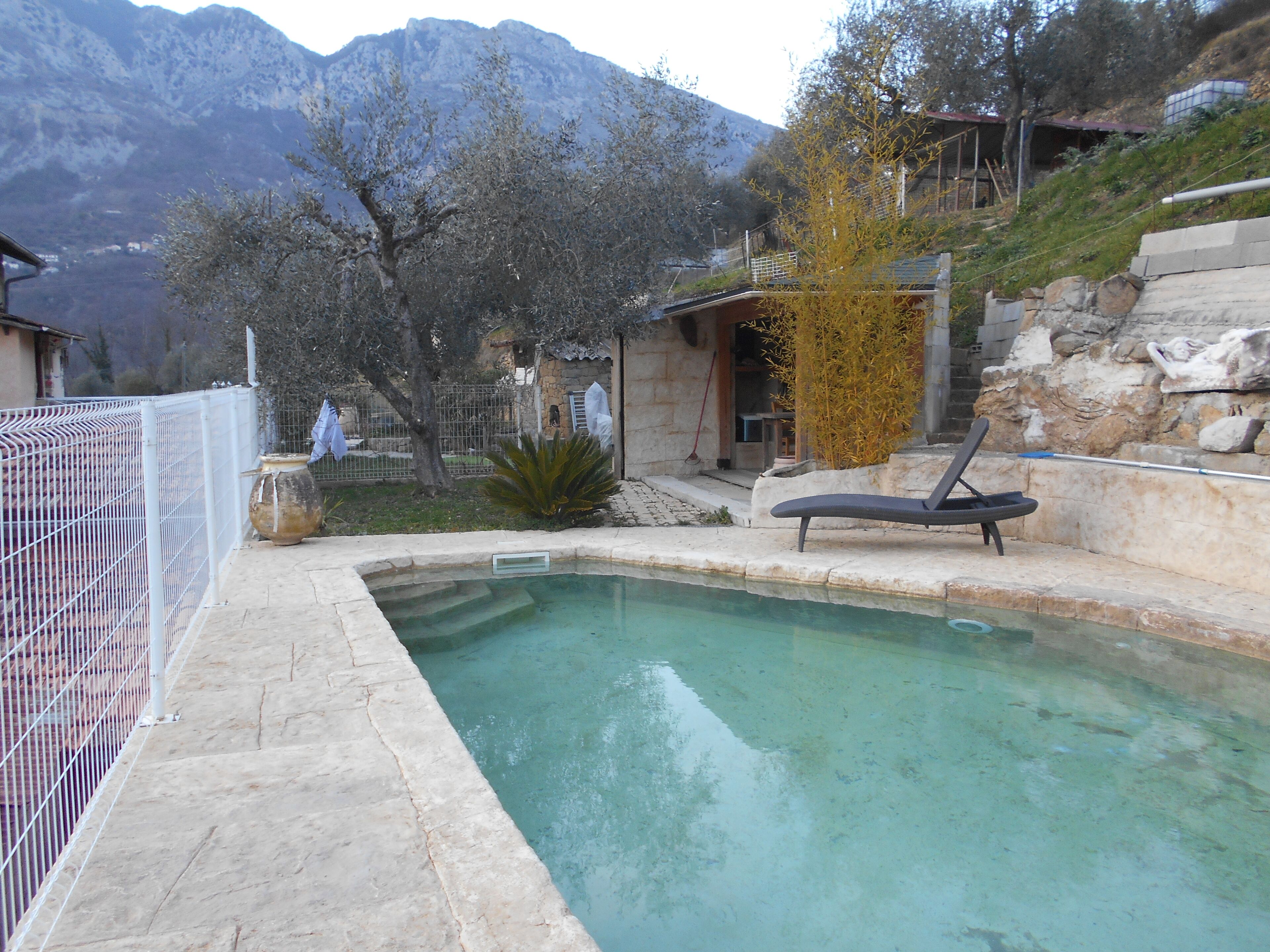 Appartement Dans Maison de Campagne,aux Porte du Mercantour et 45mn des Plages