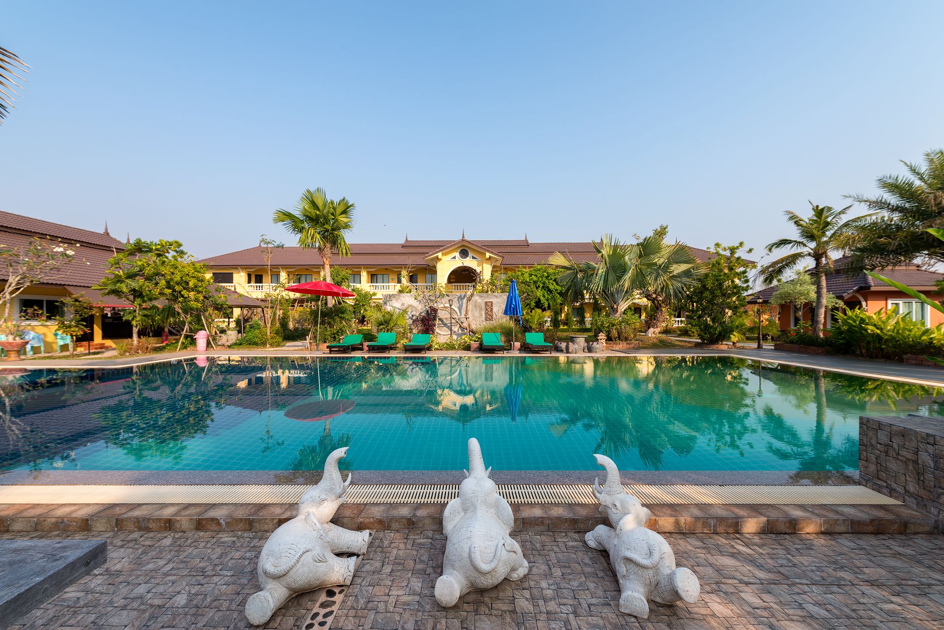 Park & Pool Resort