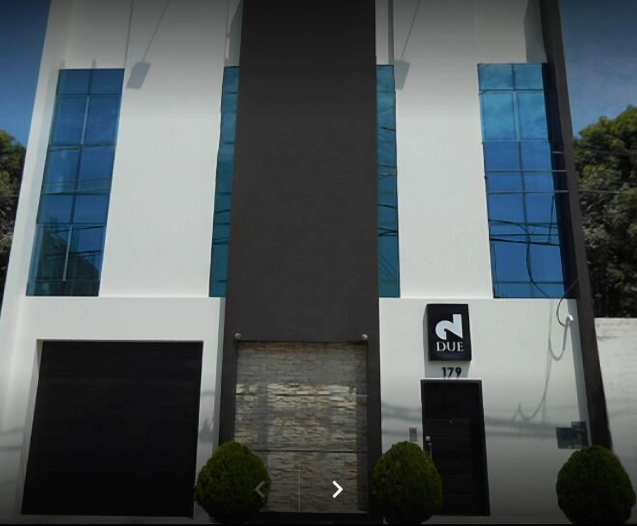 Due Hotel