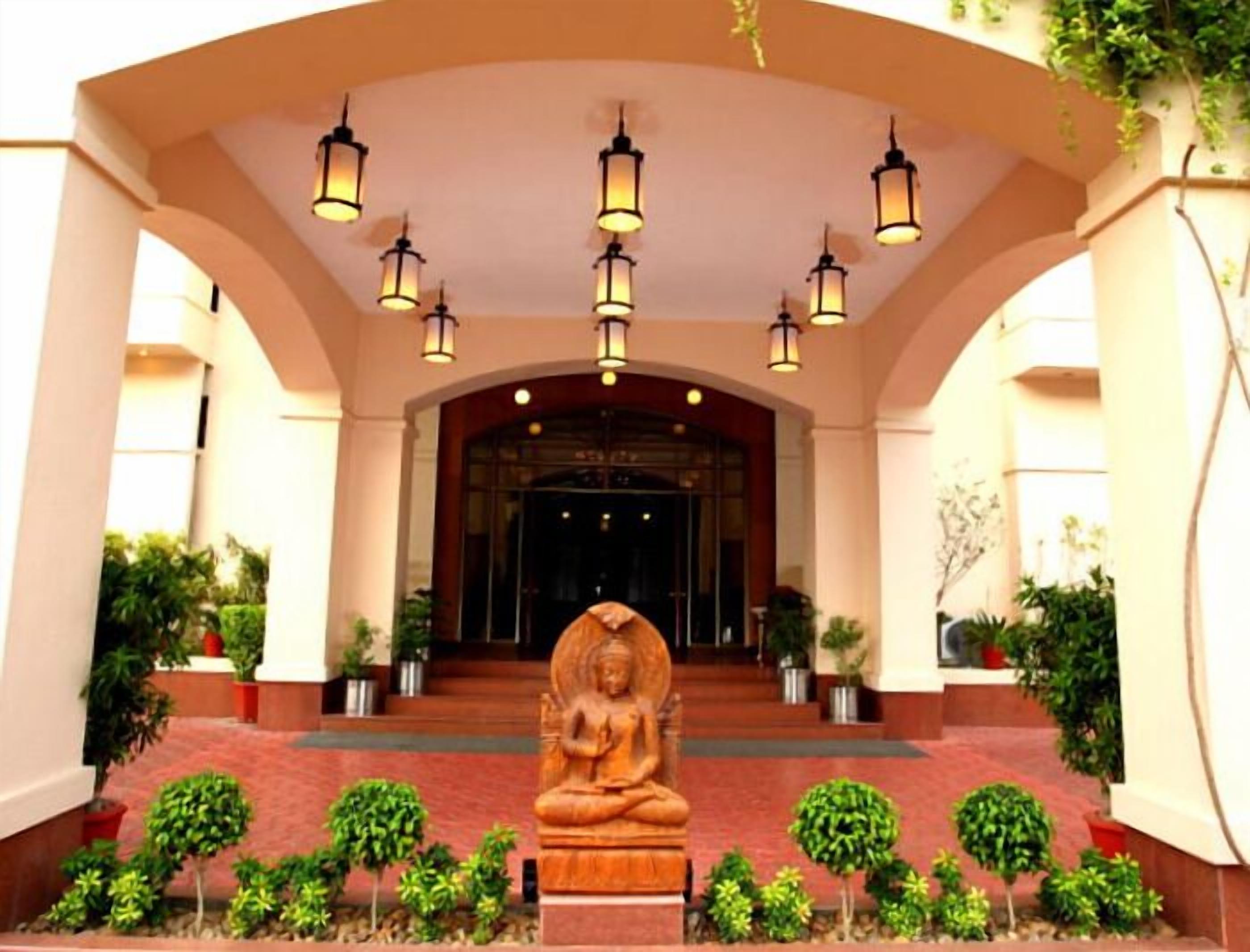 Hotel Paras Mahal