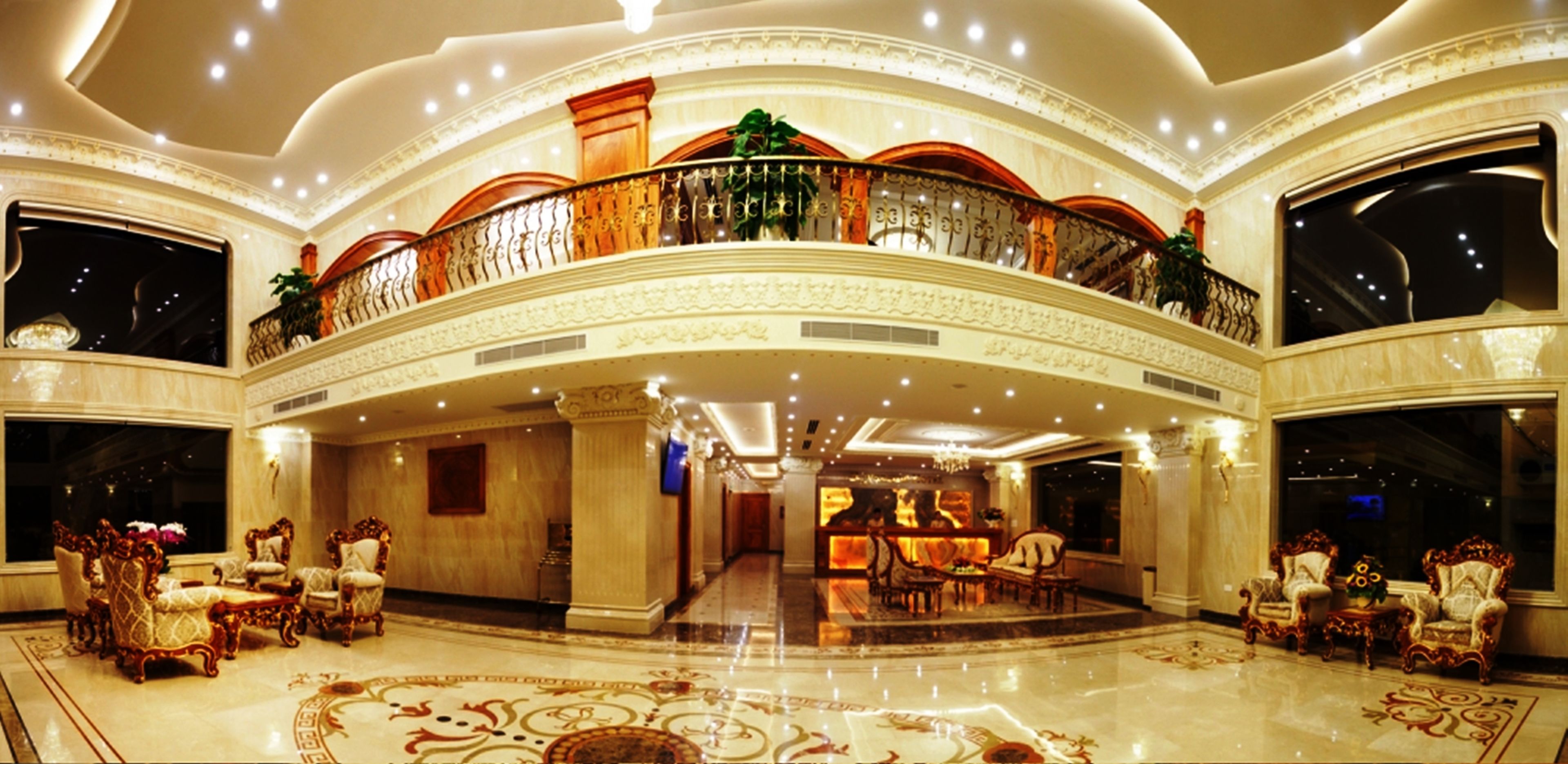 Riverside Hotel