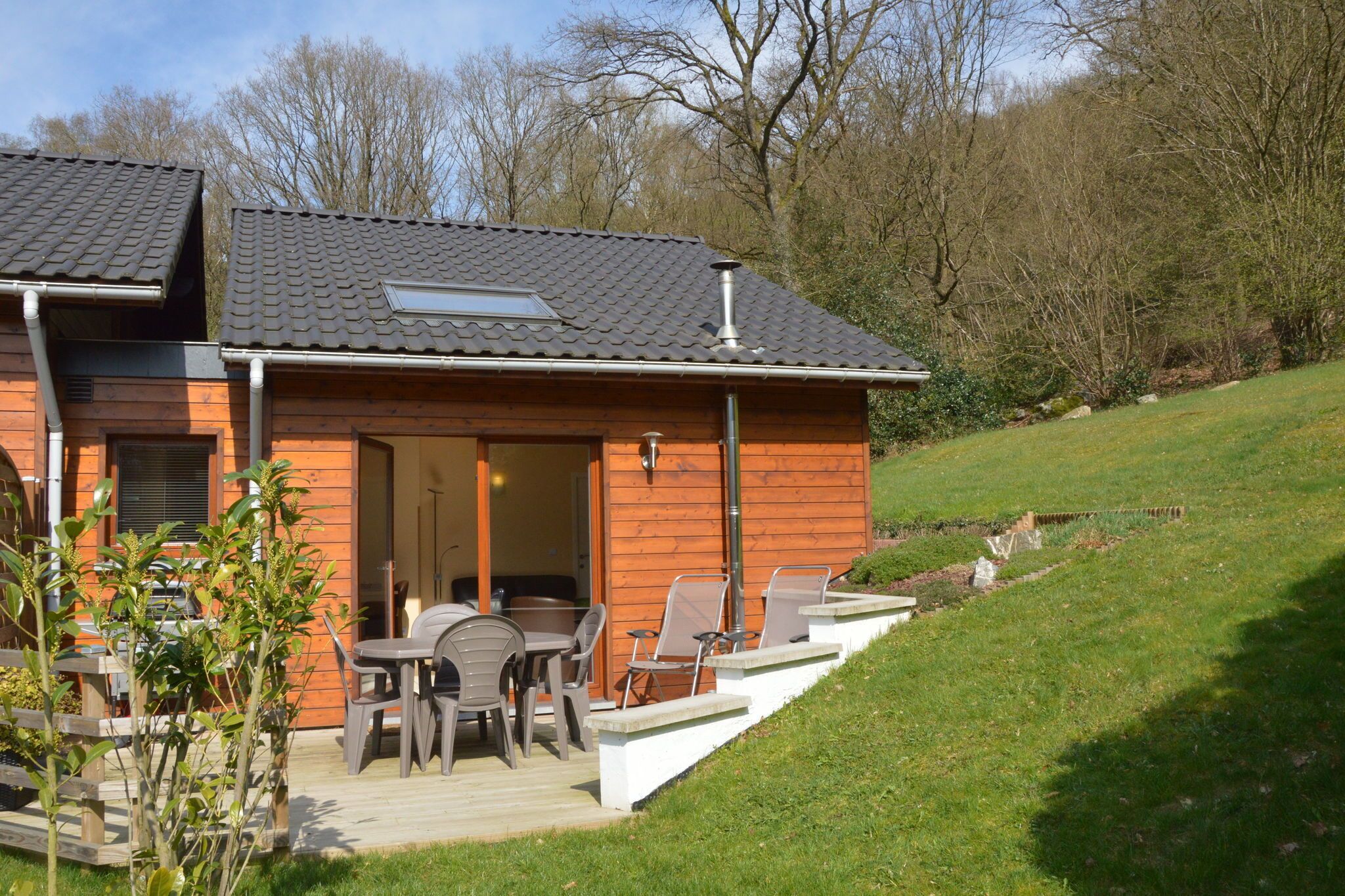 Cozy Cottage in Aywaille with Valley View