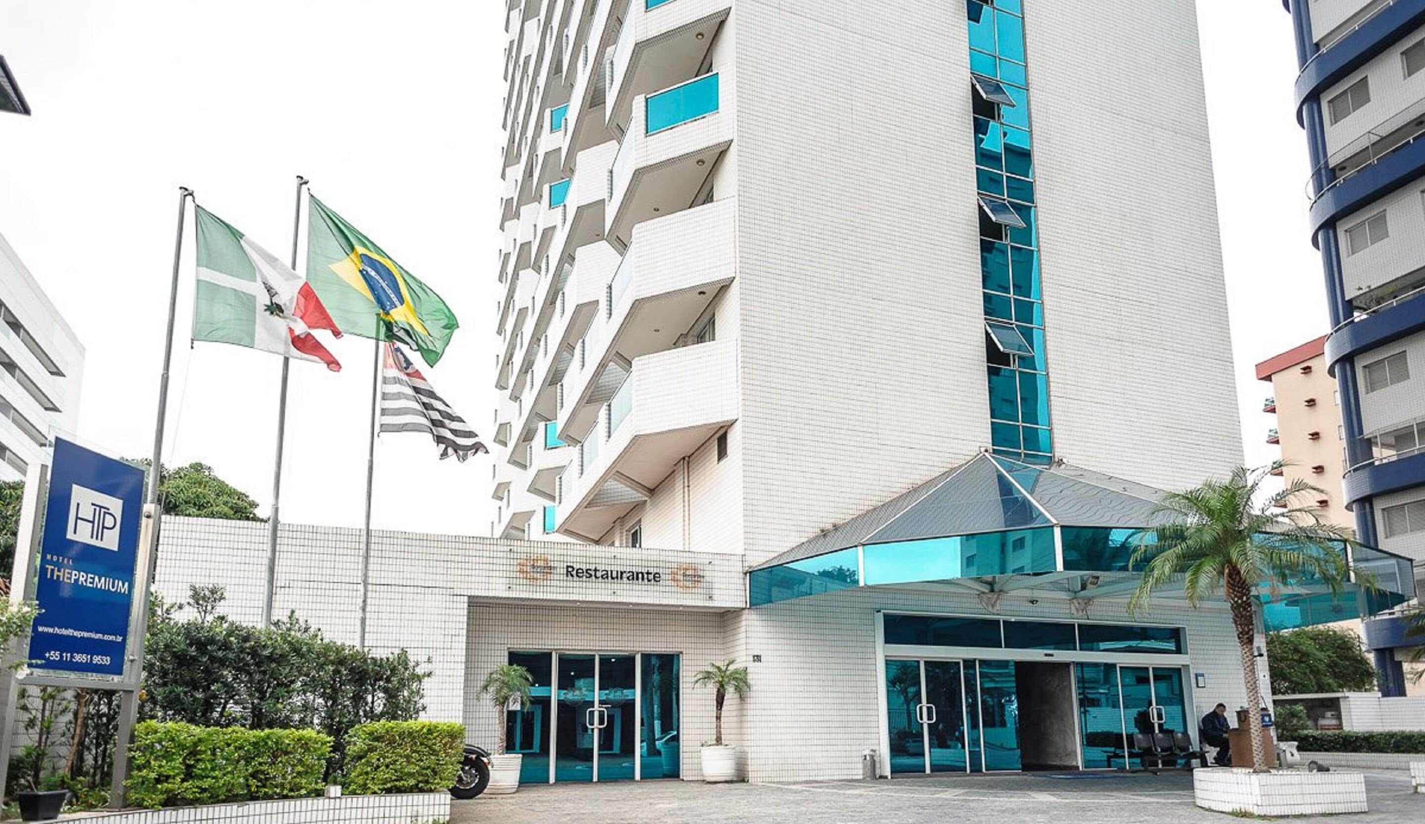 Hotel The Premium
