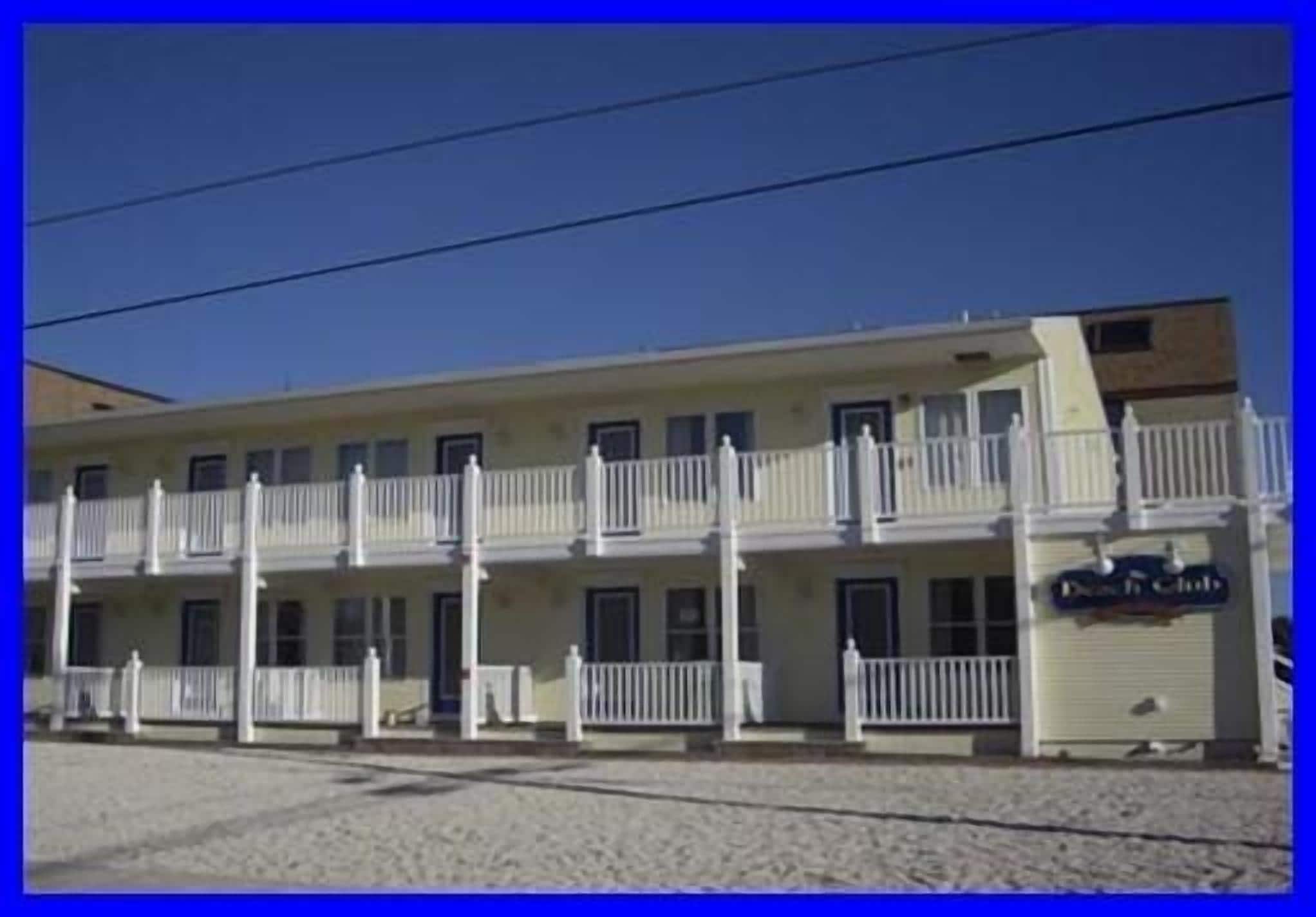 A Stones Throw to Beach Located Near All Attractions