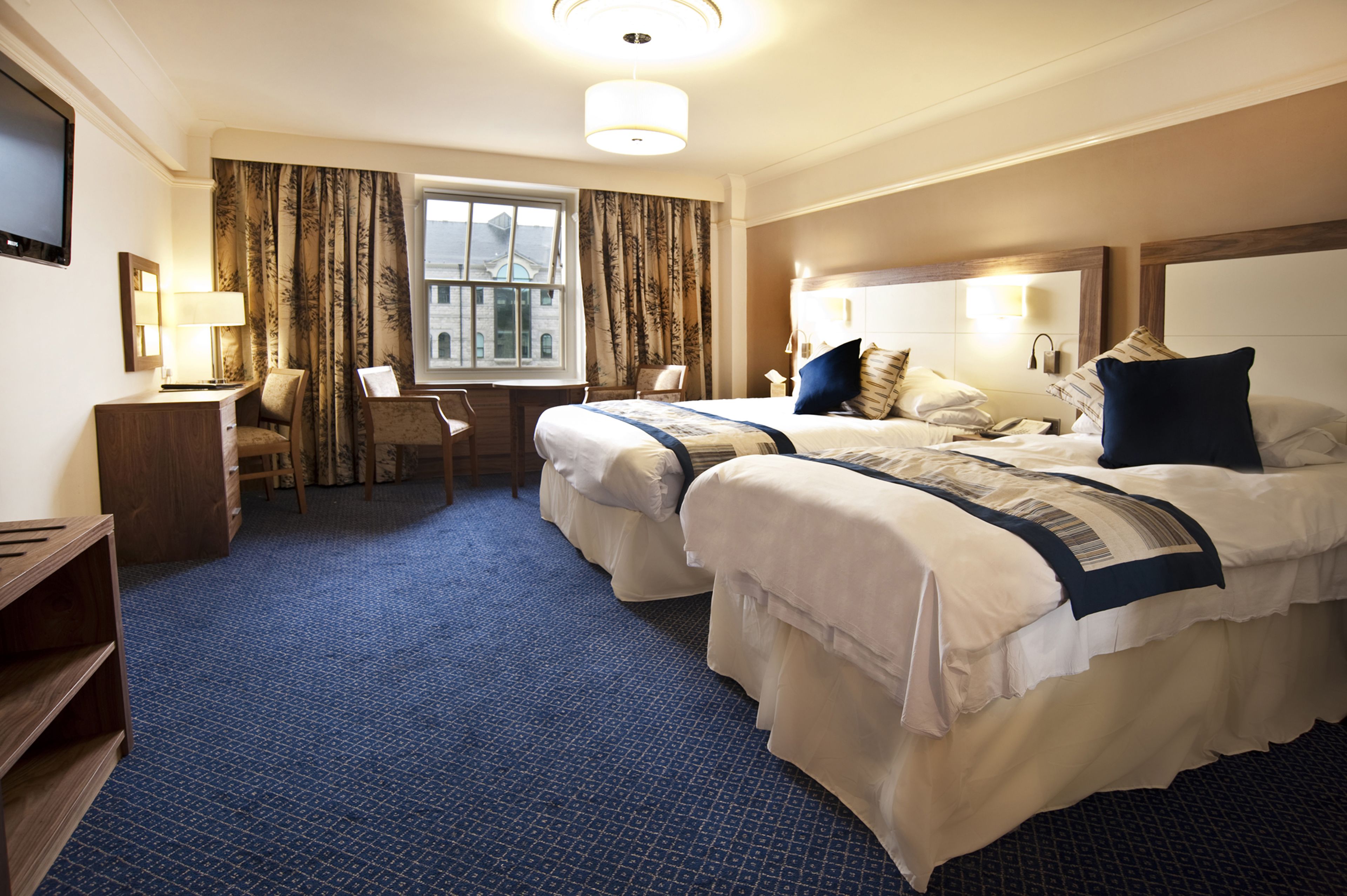 Riverside Hotel