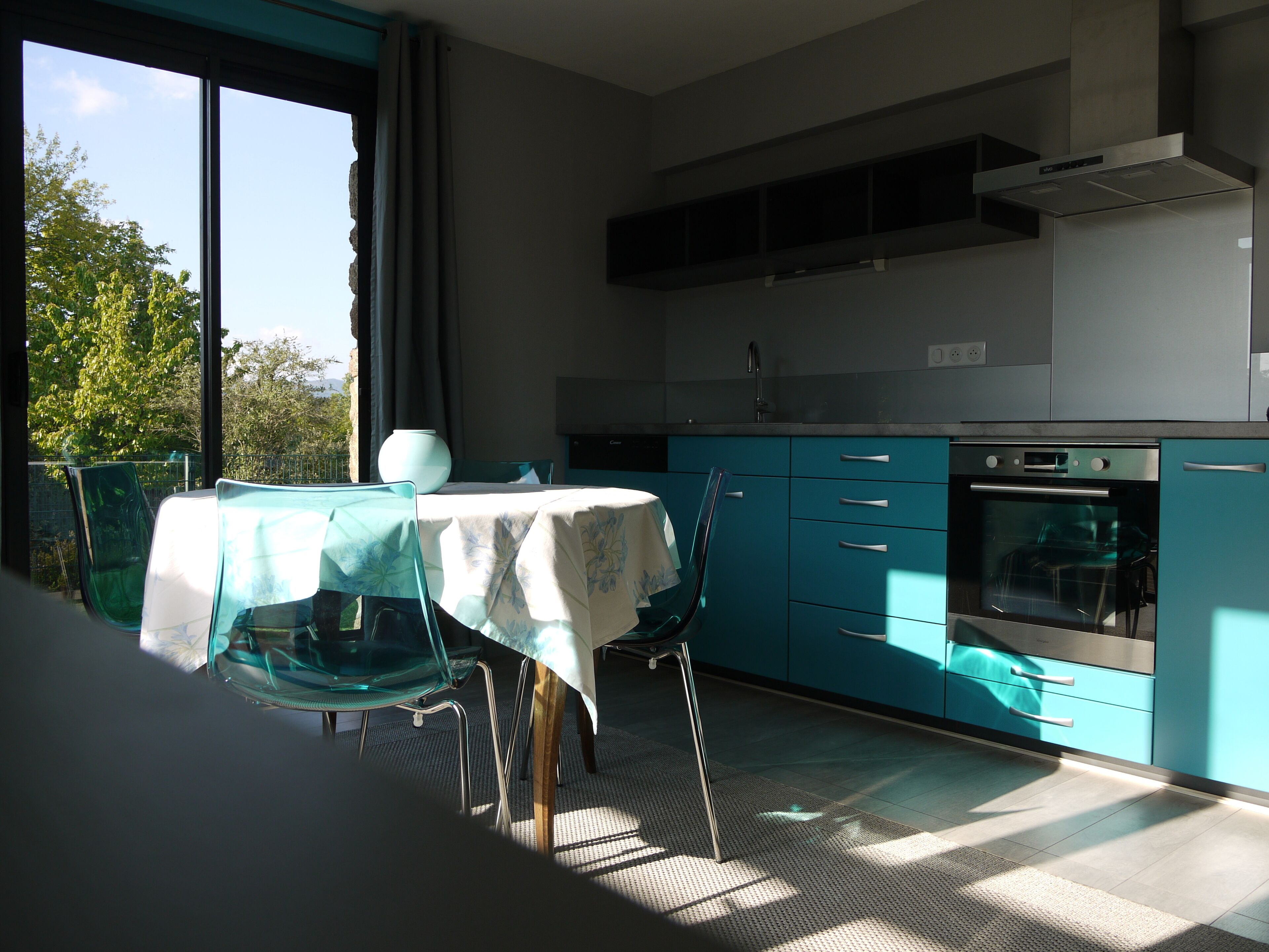 Housing nine full-foot, in house of character in green Ardèche, swimming pool