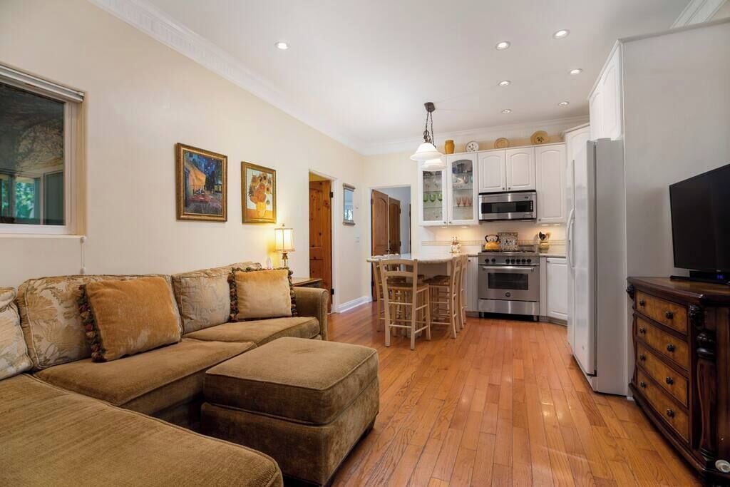 Beach Getaway — 2 blocks to the Beach and Funk Zone