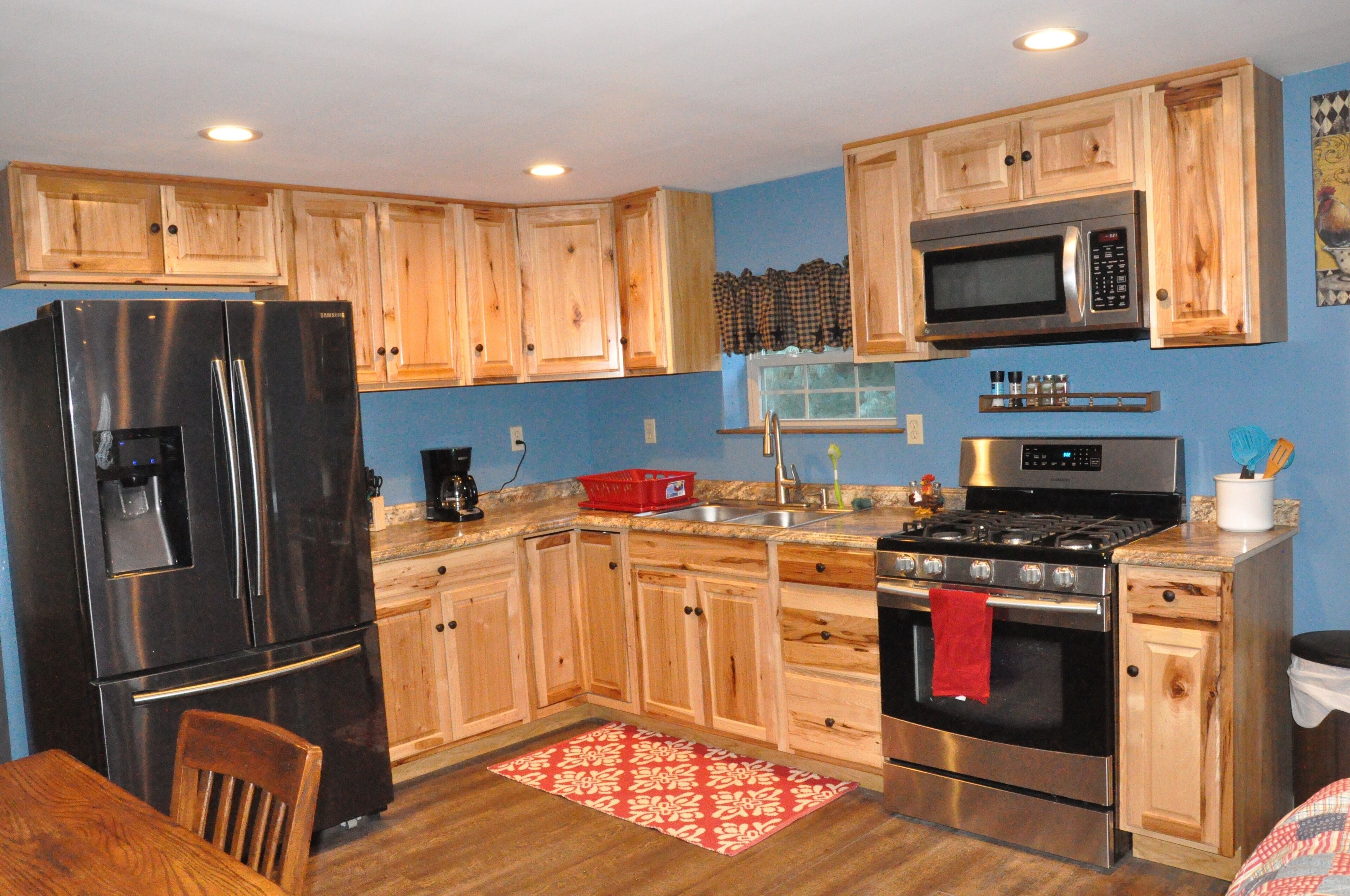"Grammy's Hideaway" at Wiener Dog  Barn Near Attractions 