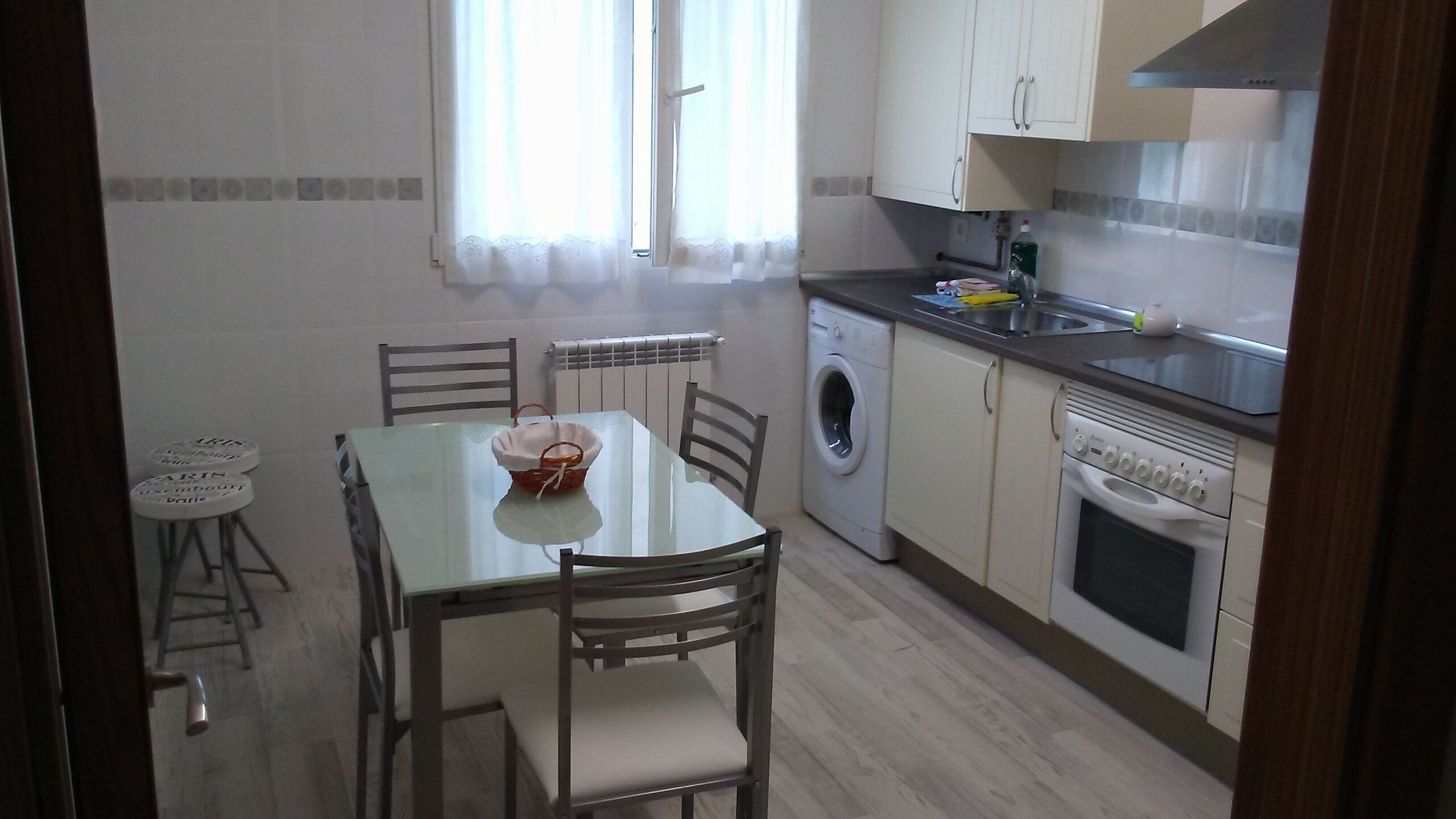 Spacious apartment 5 minutes from the Cathedral
