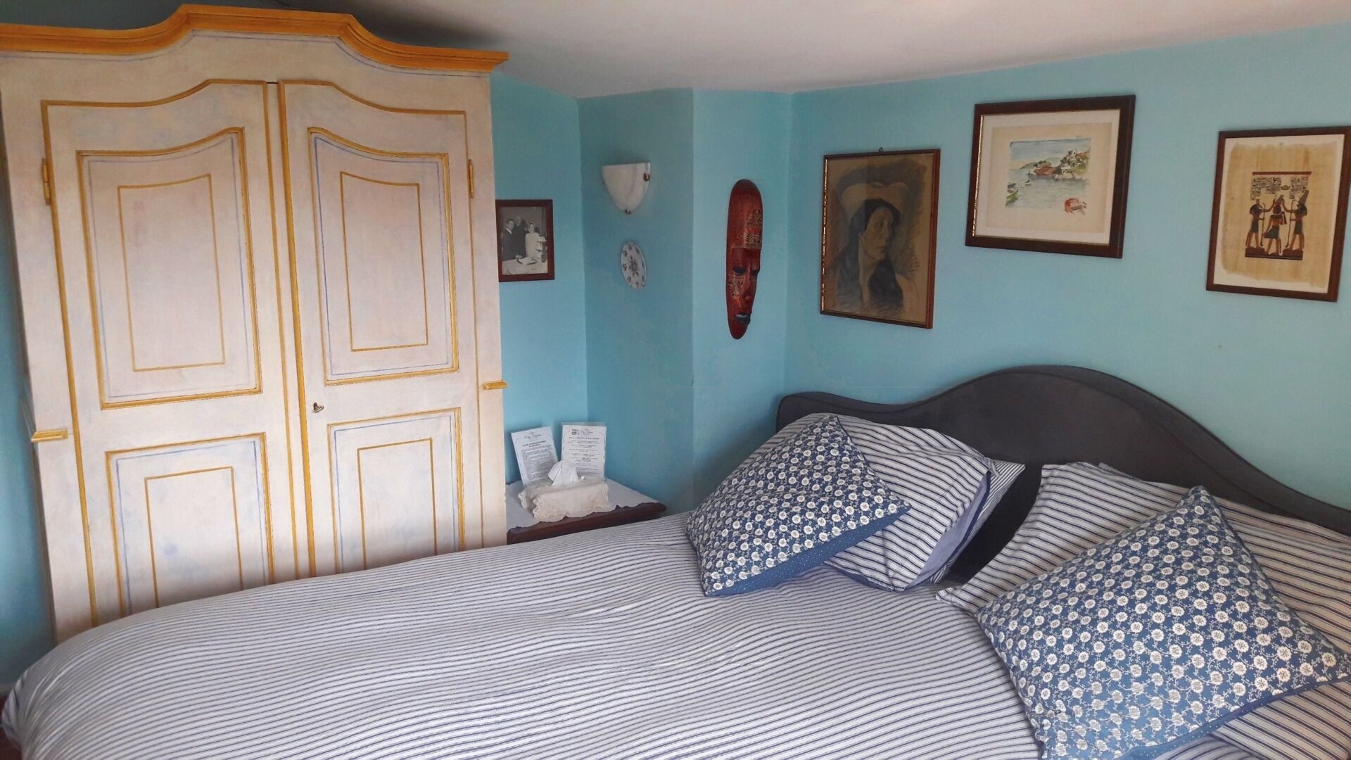 Blue room at Villa Mirano Bed and BreakFast Piossasco - Turin - Piedmont
