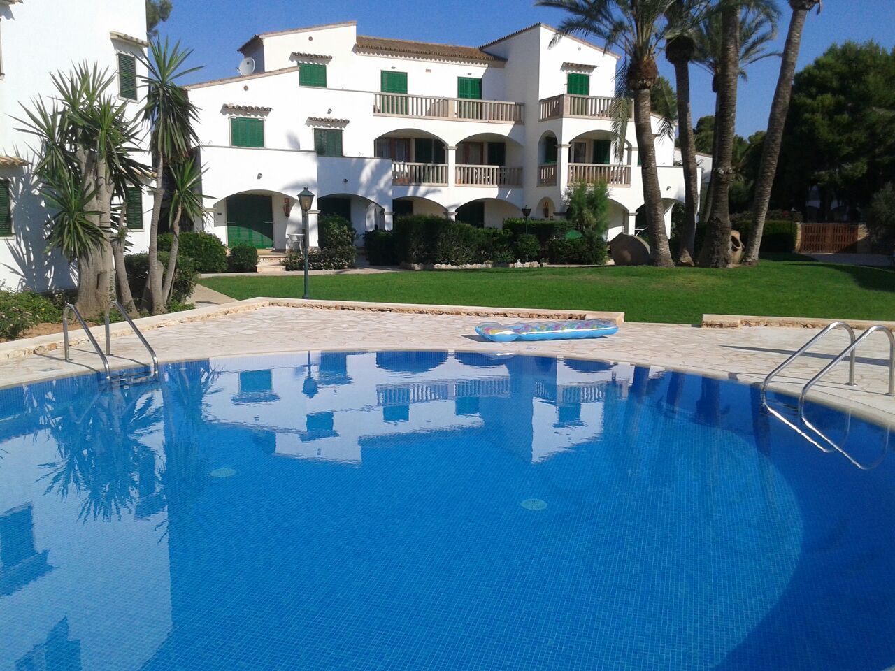APTO MAJORCA WHIT POOL 50 METER FROM THE SEA